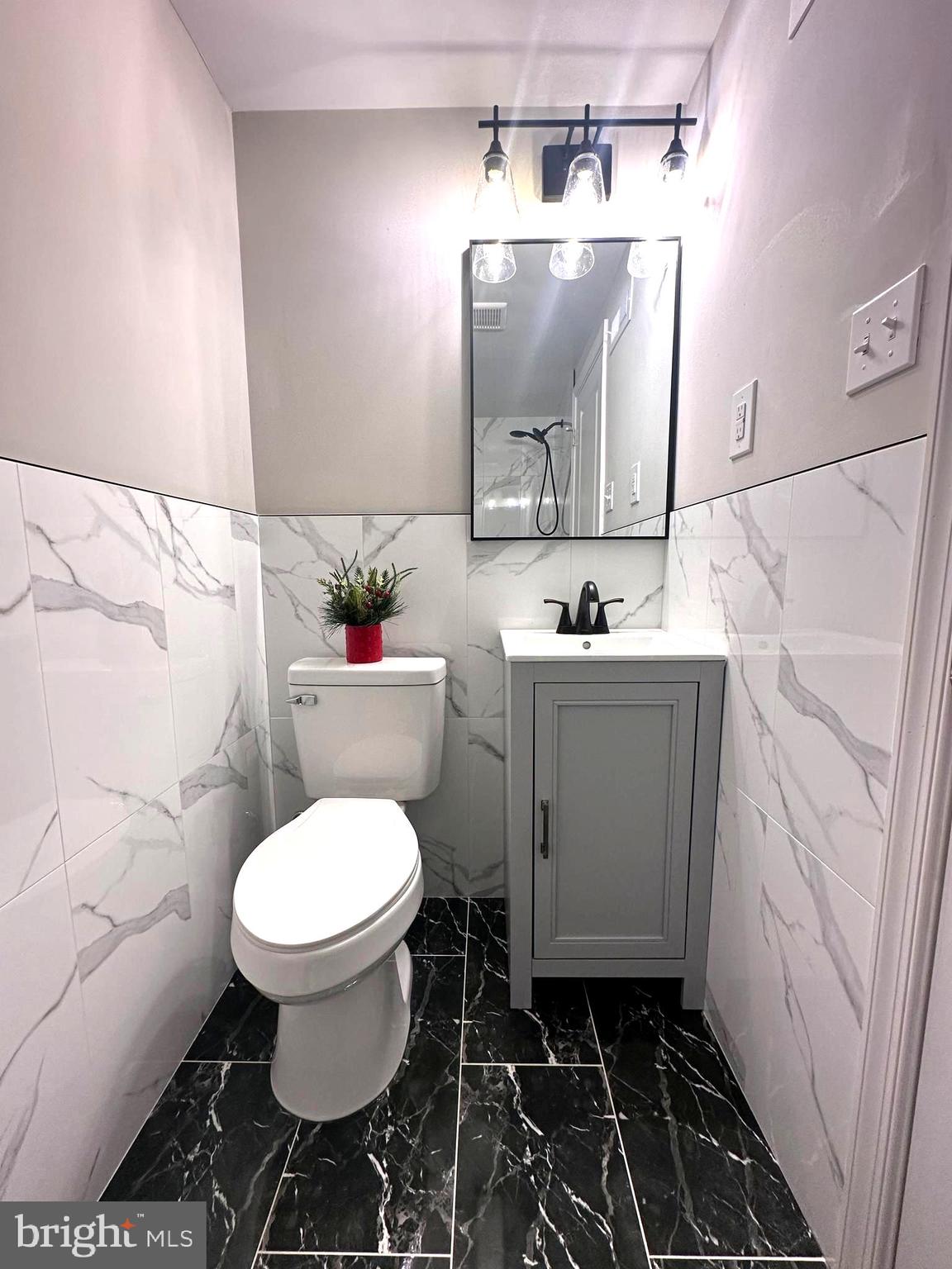 FERN ROCK - Residential