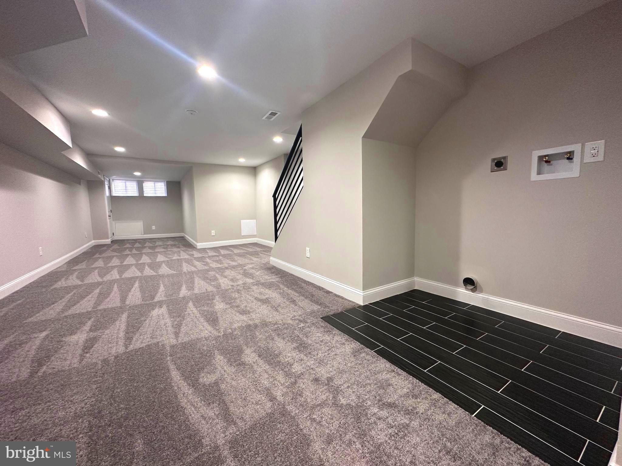 FERN ROCK - Residential