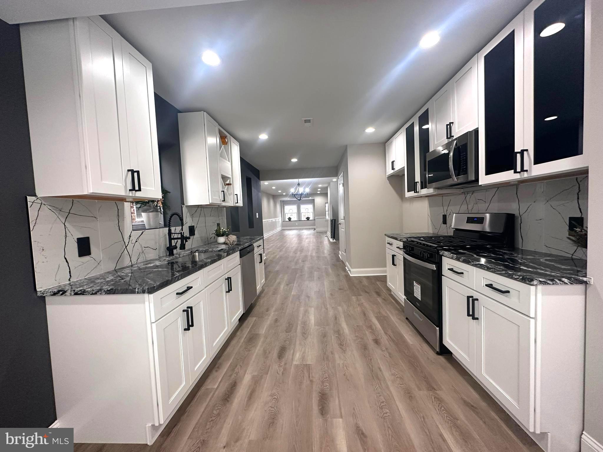 FERN ROCK - Residential