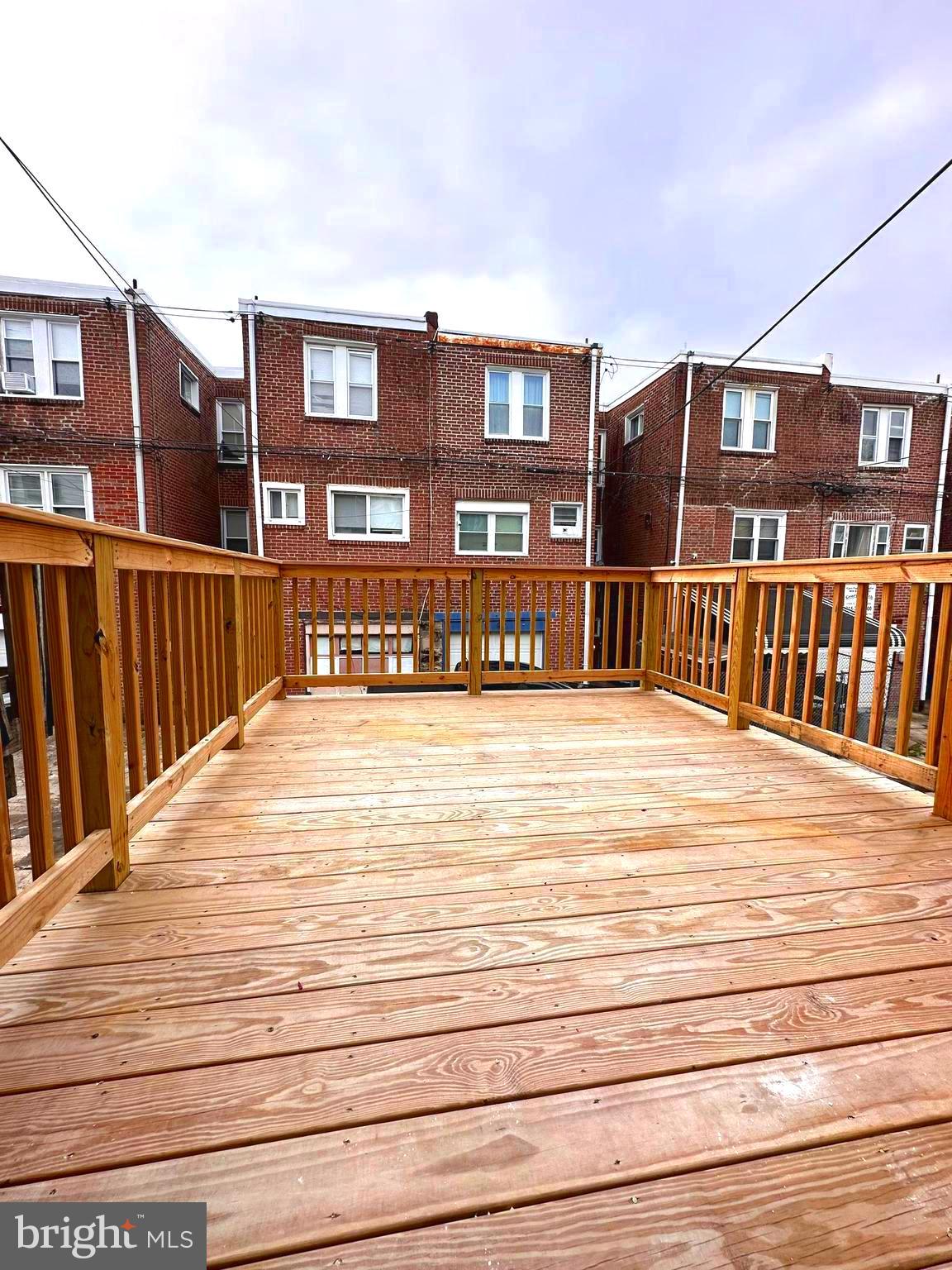 FERN ROCK - Residential