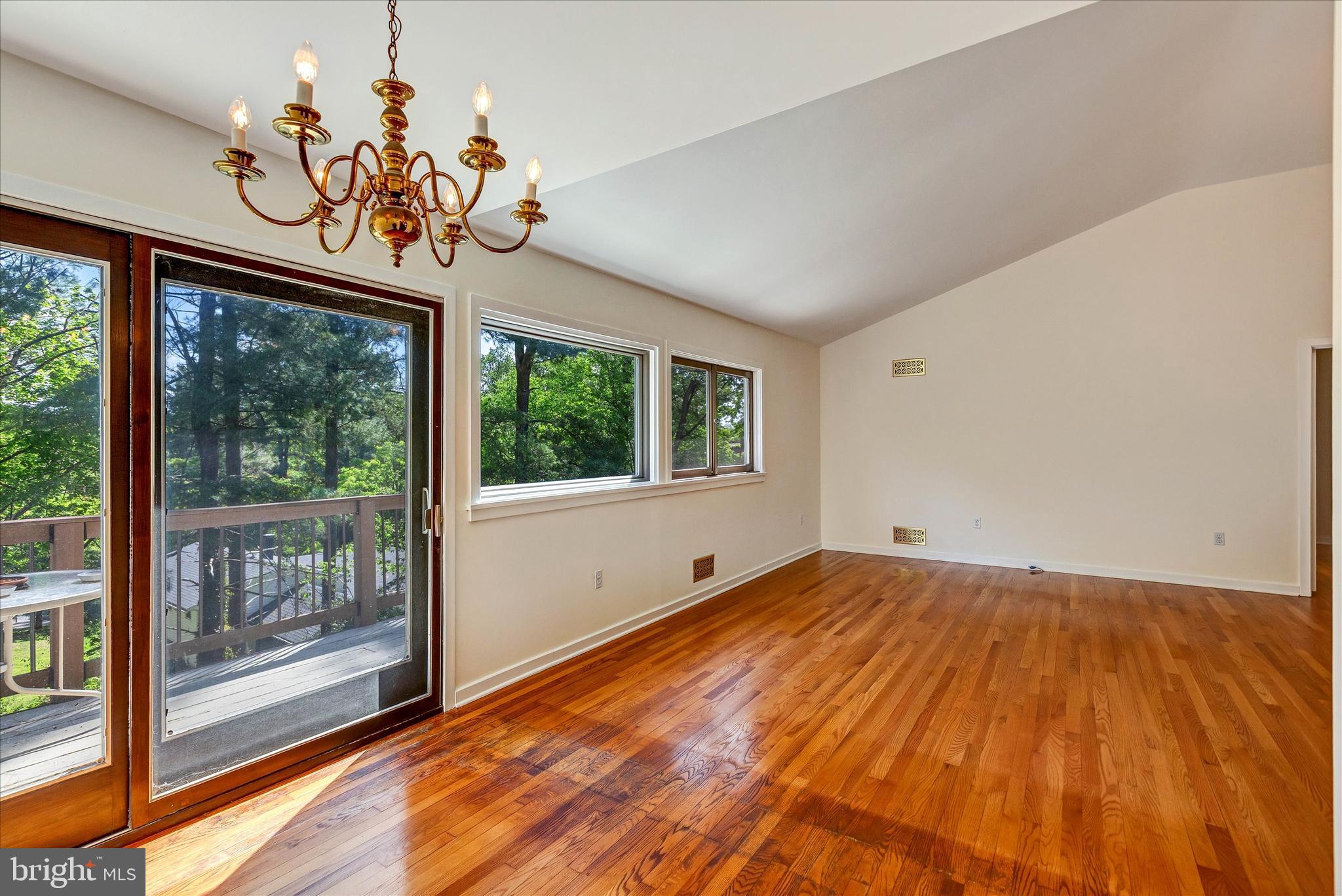WILDE LAKE - Residential