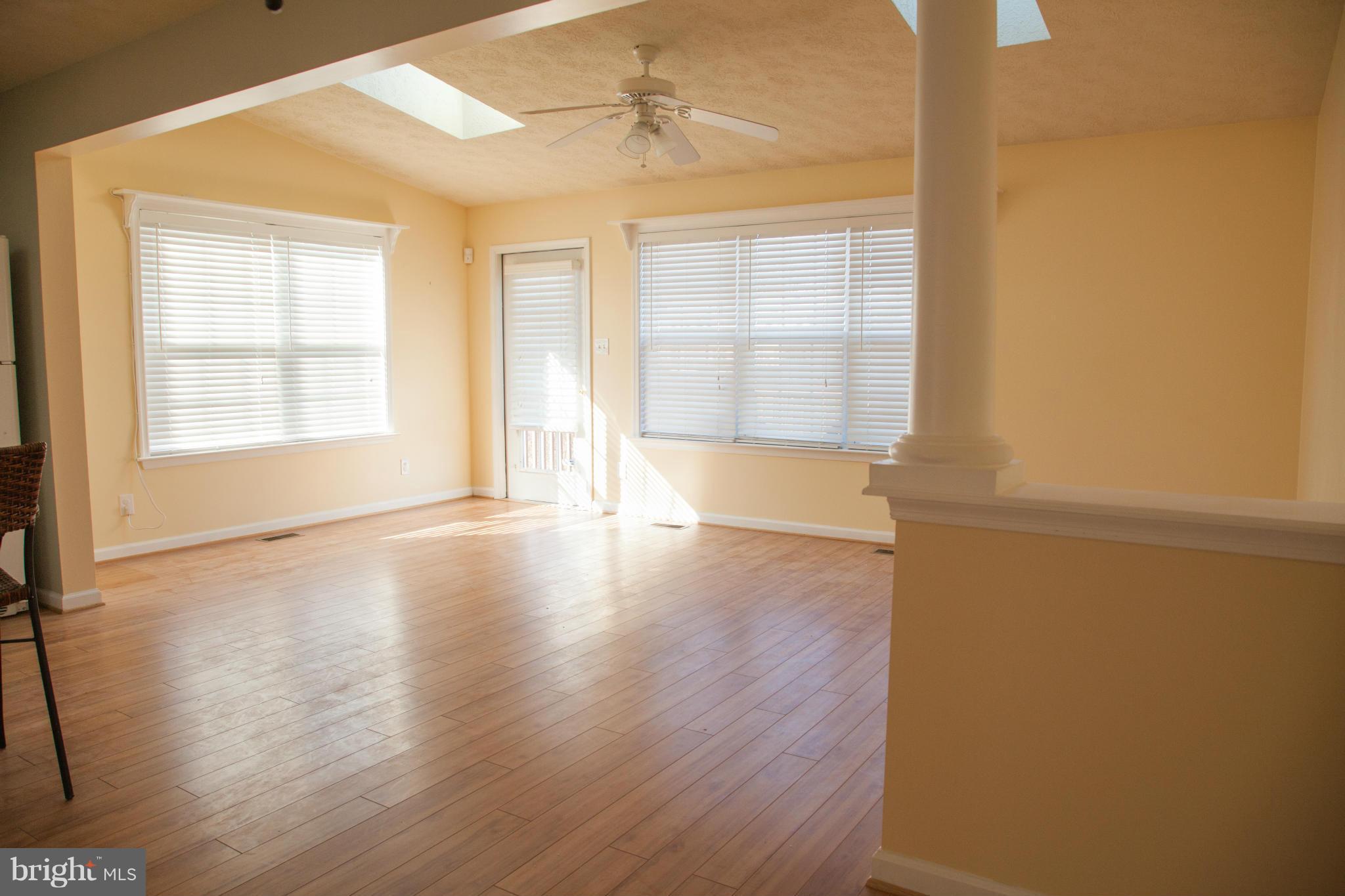 CHARLESTOWN COMMONS - Residential Lease