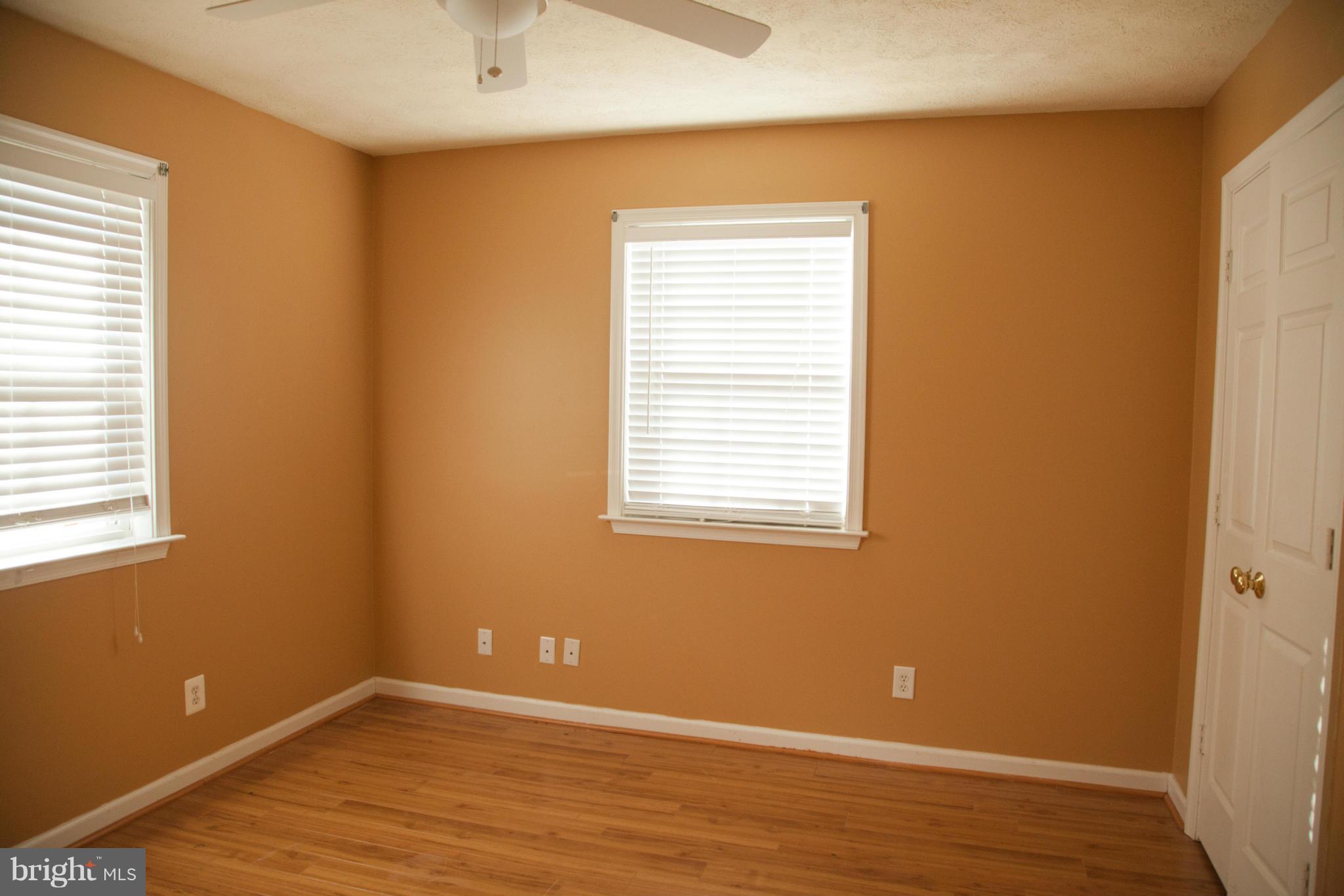 CHARLESTOWN COMMONS - Residential Lease