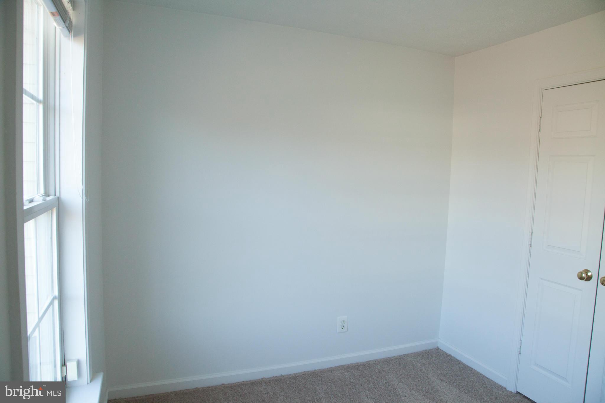 CHARLESTOWN COMMONS - Residential Lease