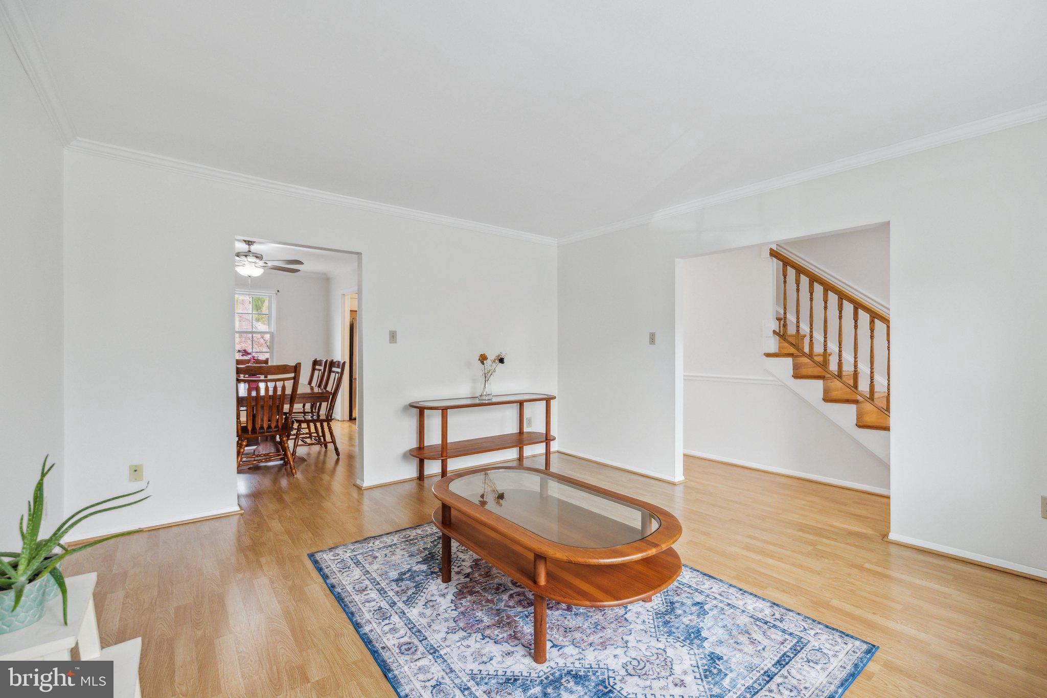 8376 GLASTONBURY COURT