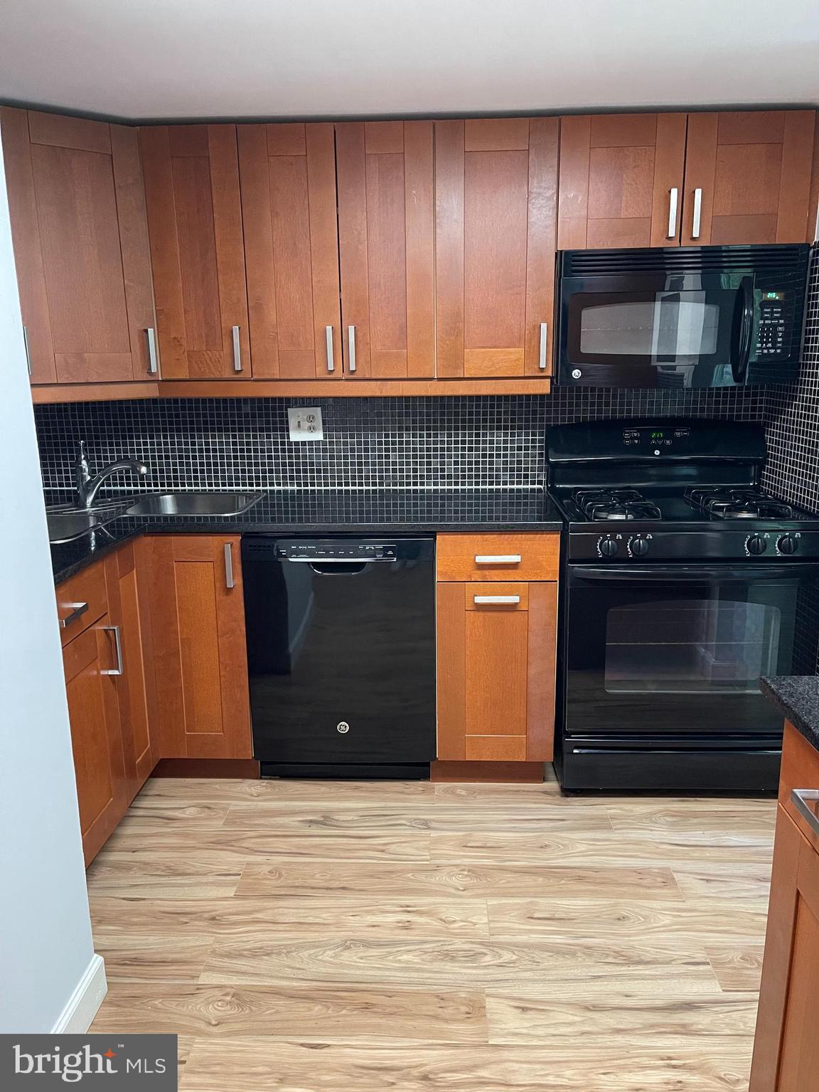 NORTHGATE CONDO - Residential Lease