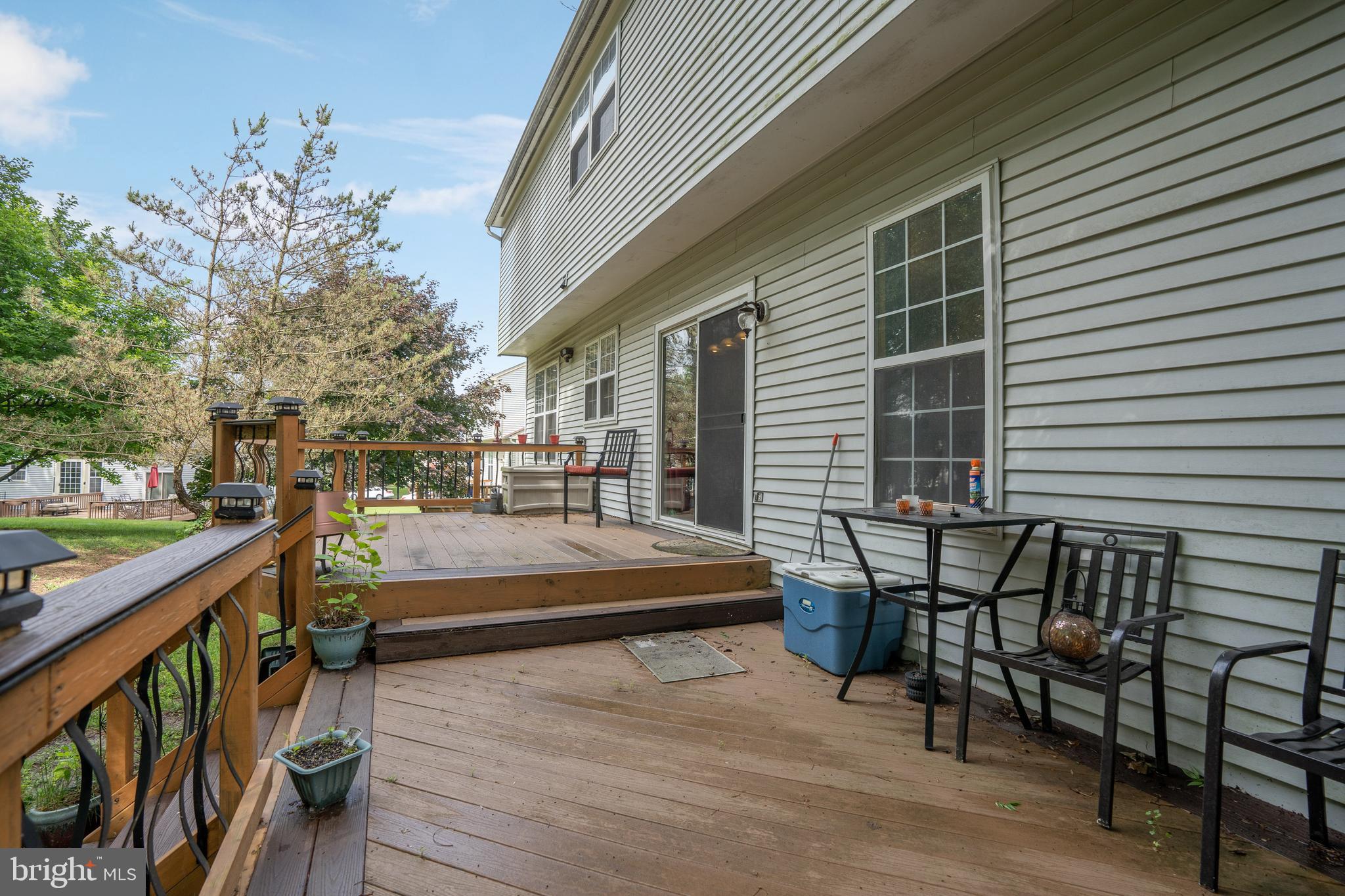 LARGO WOODS - Residential