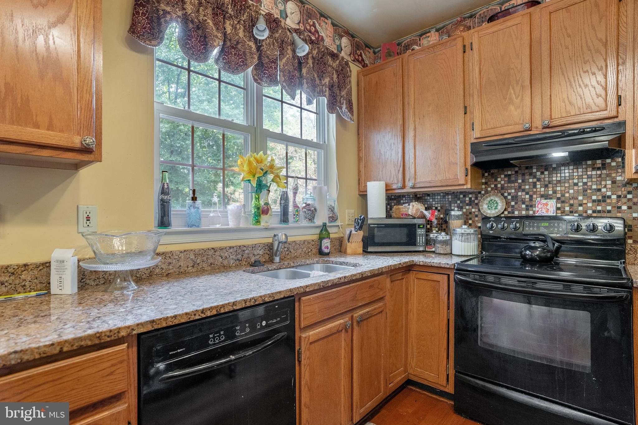 LARGO WOODS - Residential