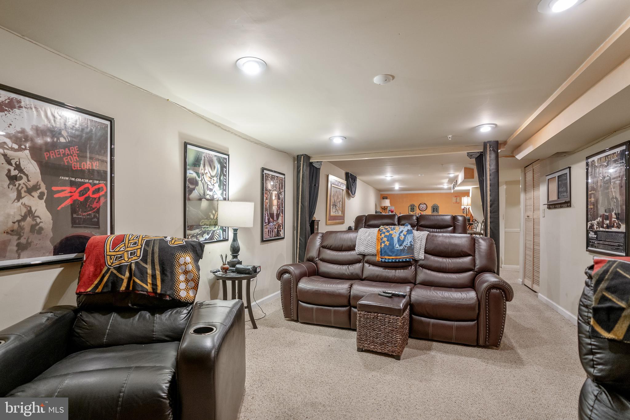 LARGO WOODS - Residential