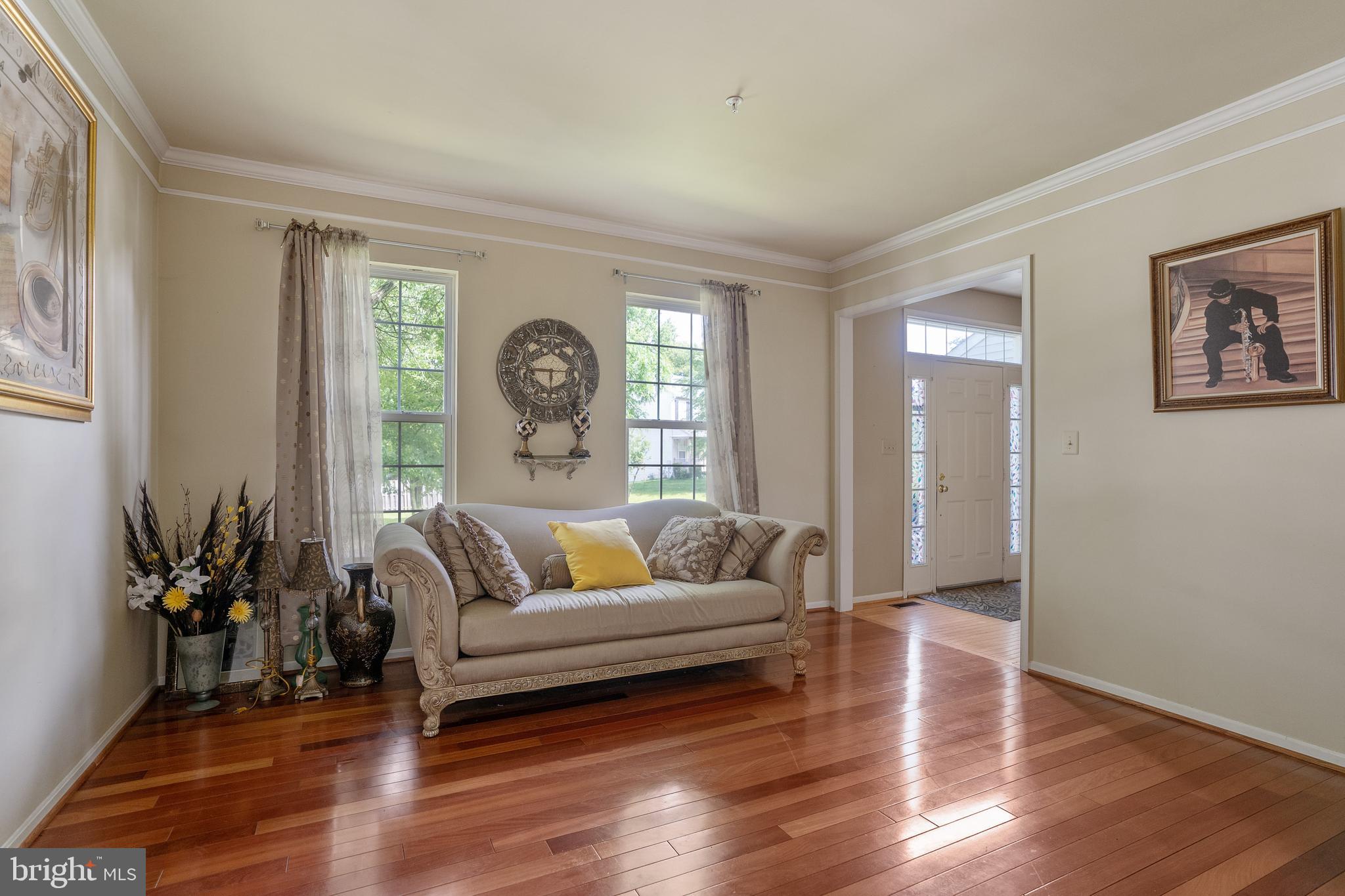 LARGO WOODS - Residential