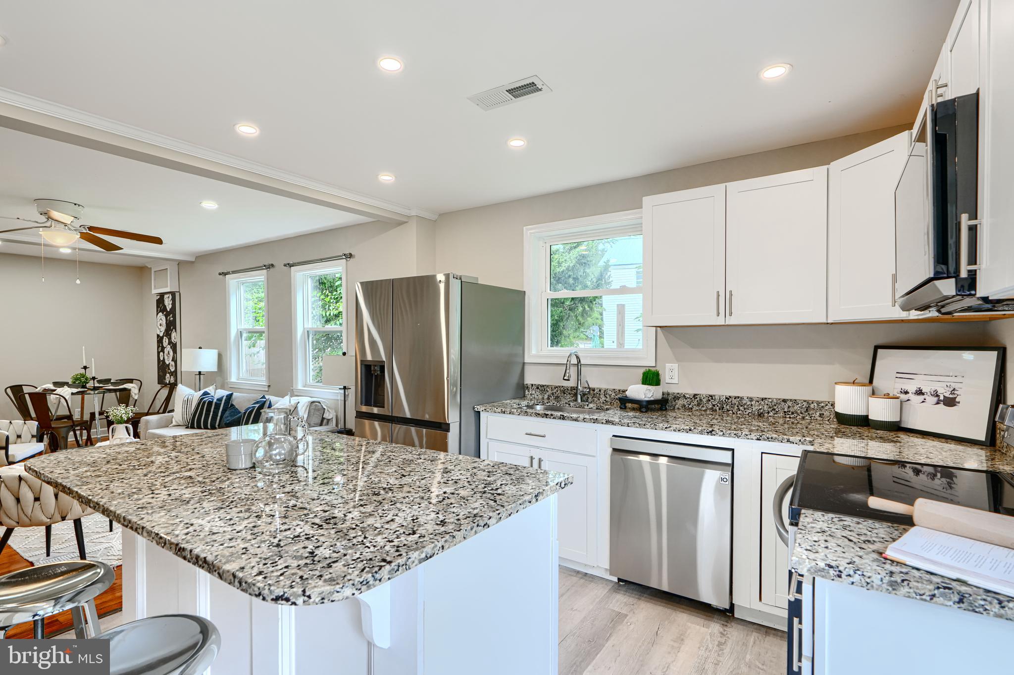 CENTREVILLE - Residential