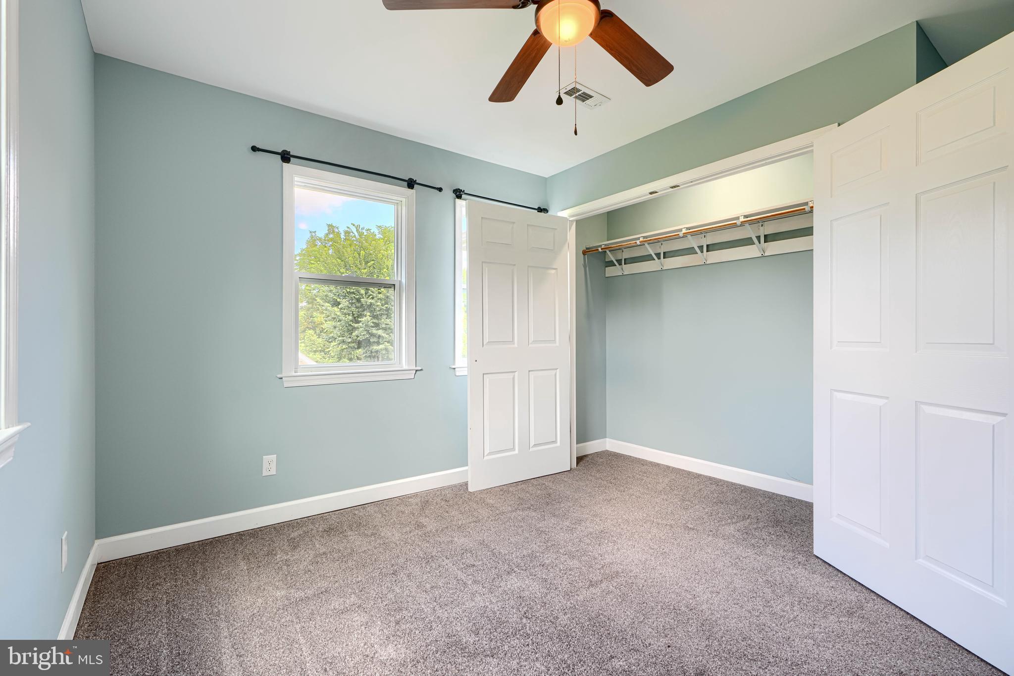 CENTREVILLE - Residential