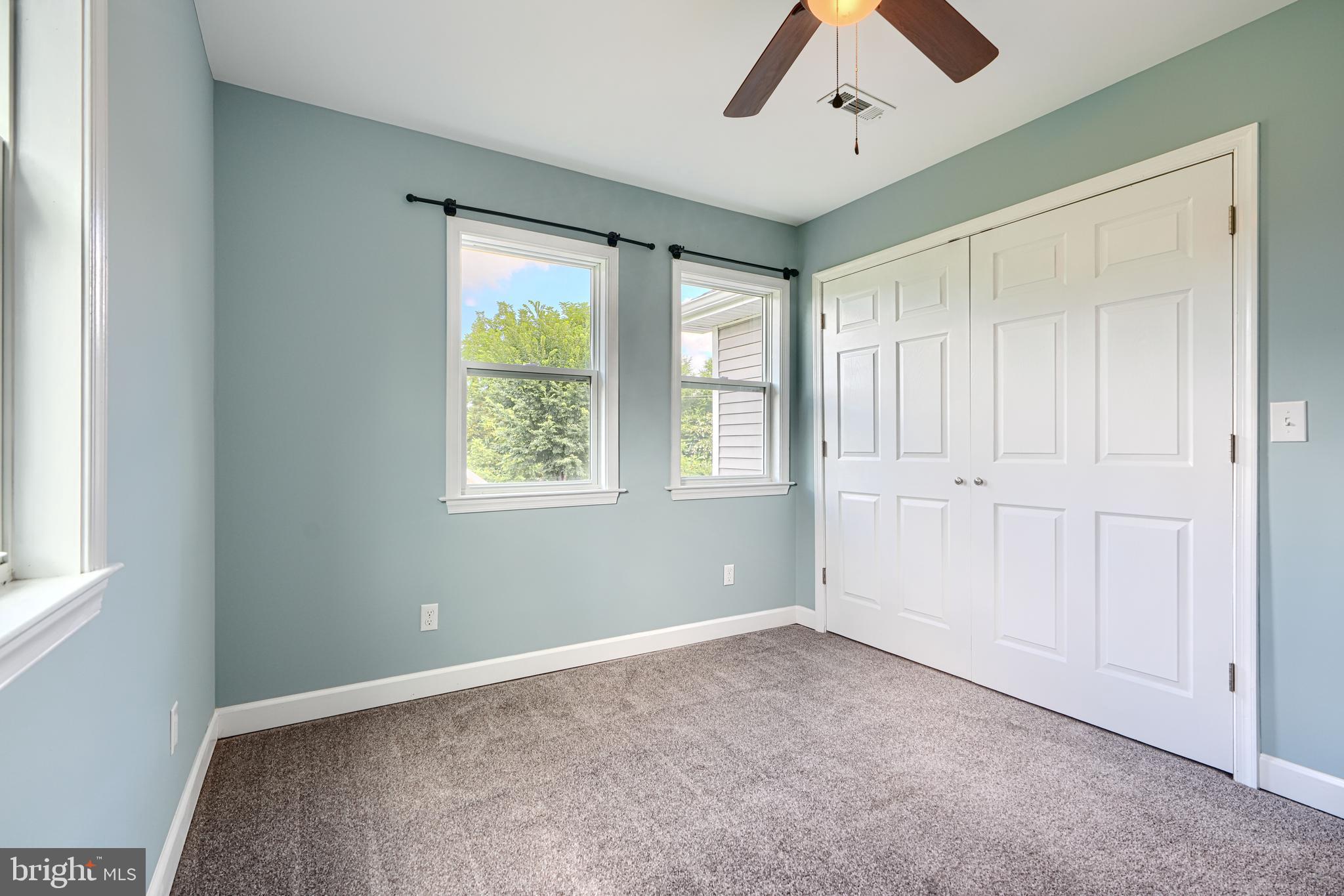 CENTREVILLE - Residential