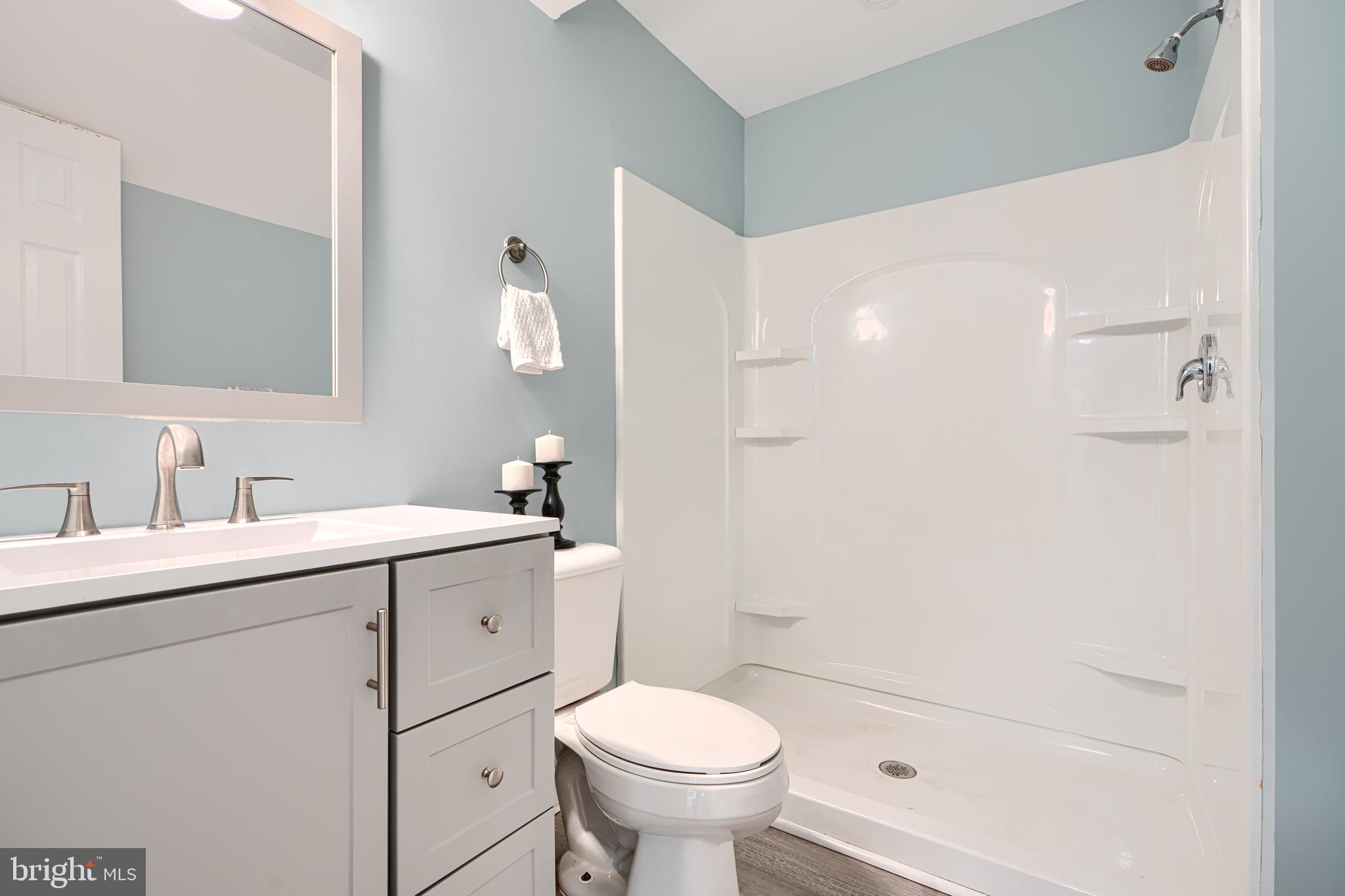 CENTREVILLE - Residential