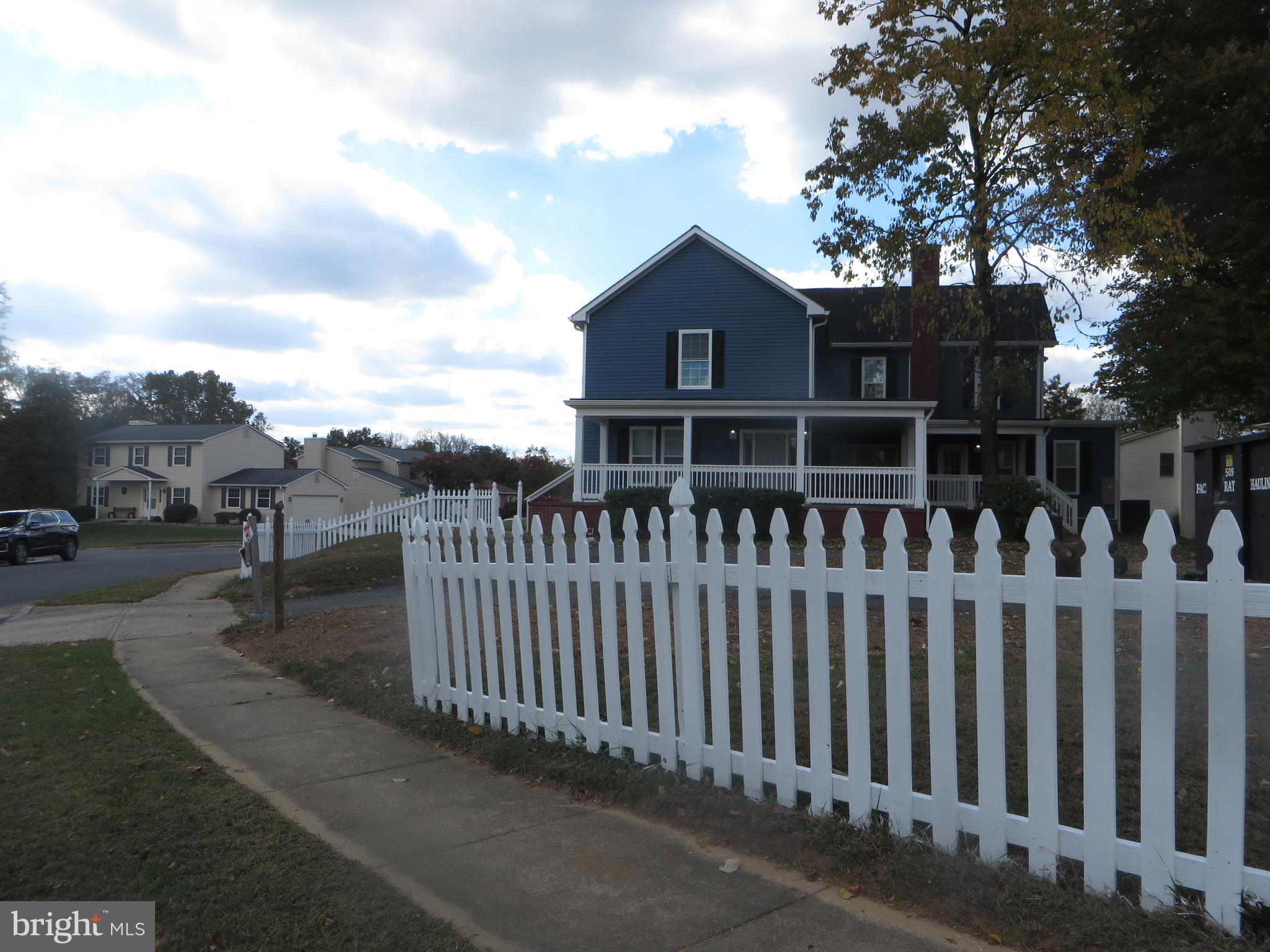 FIVE OAKS ESTATES - Residential