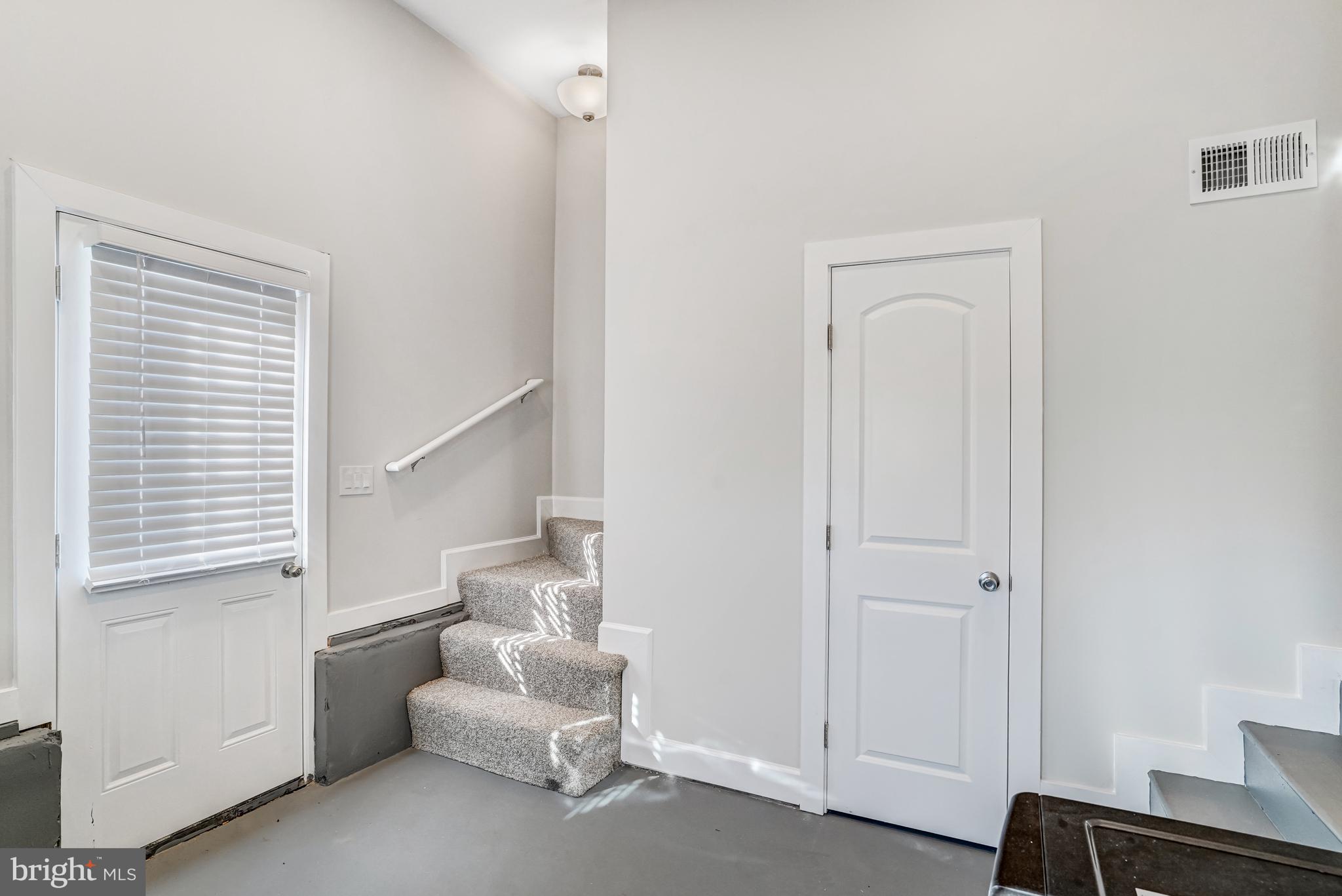 FIVE OAKS ESTATES - Residential