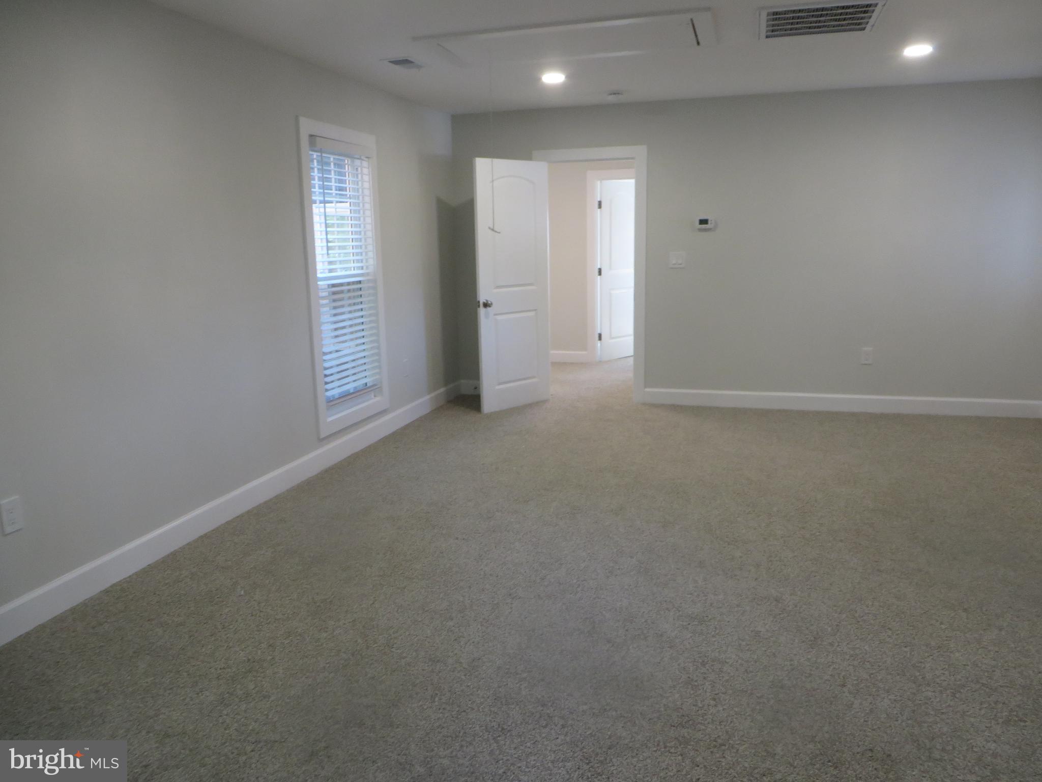 FIVE OAKS ESTATES - Residential