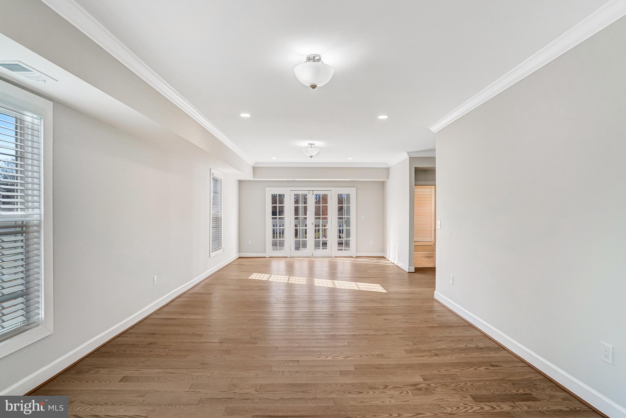 FIVE OAKS ESTATES - Residential