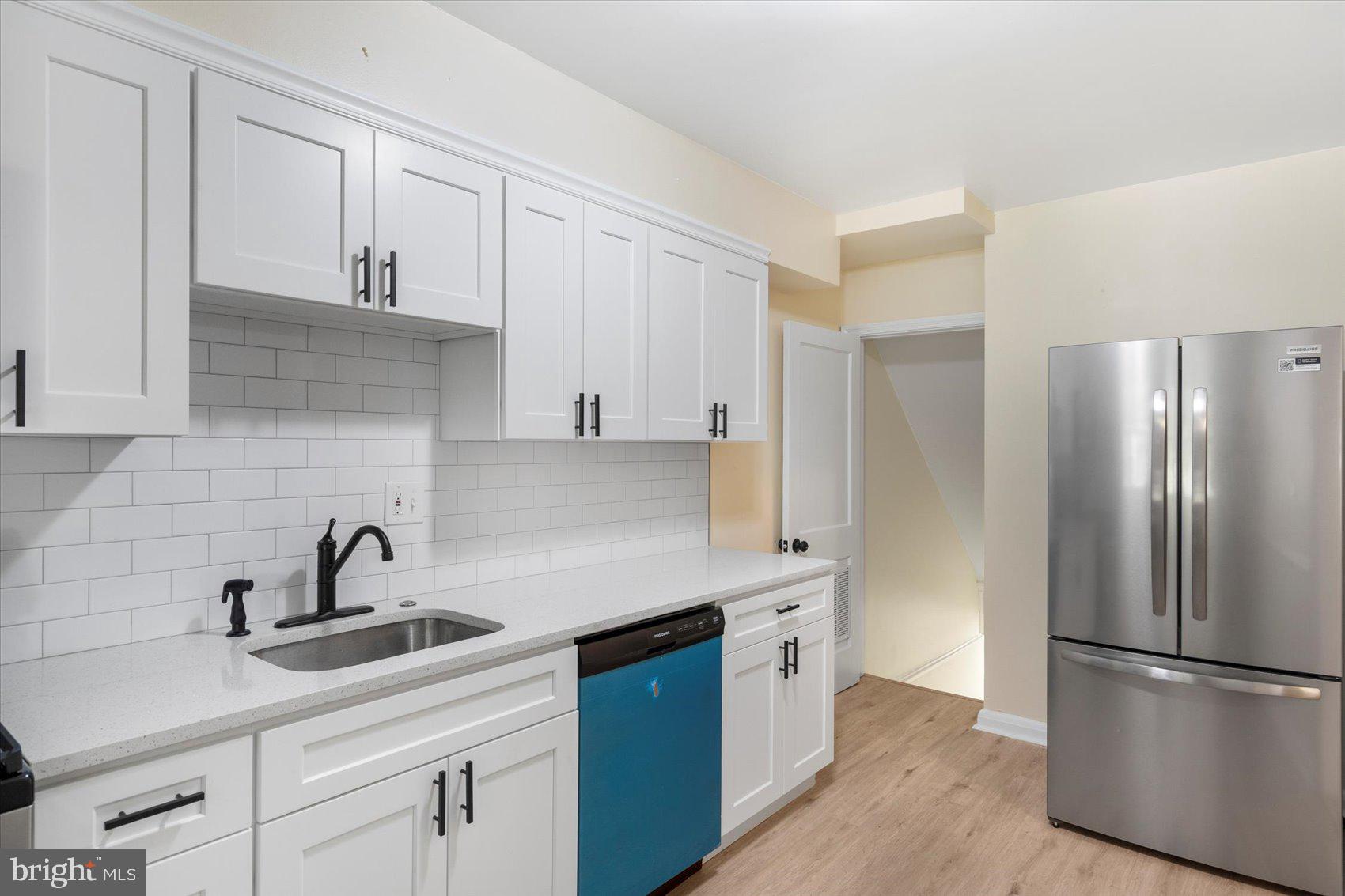 IDLEWOOD - Residential