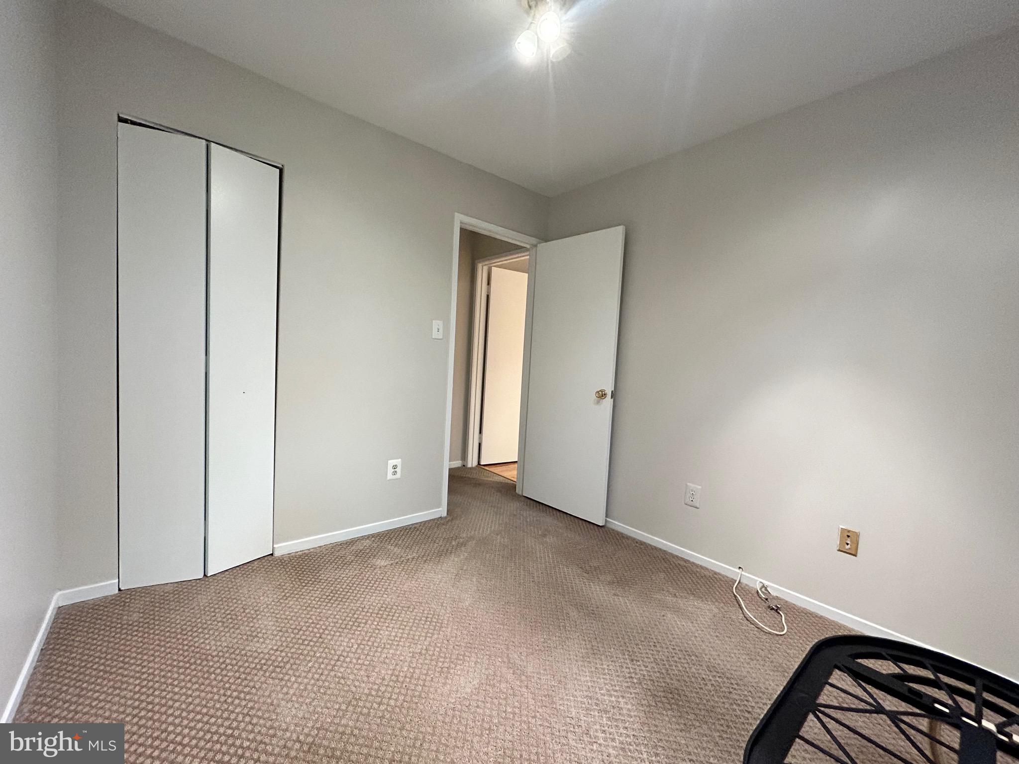 OAKWOOD COMMONS AT BURKE - Residential Lease