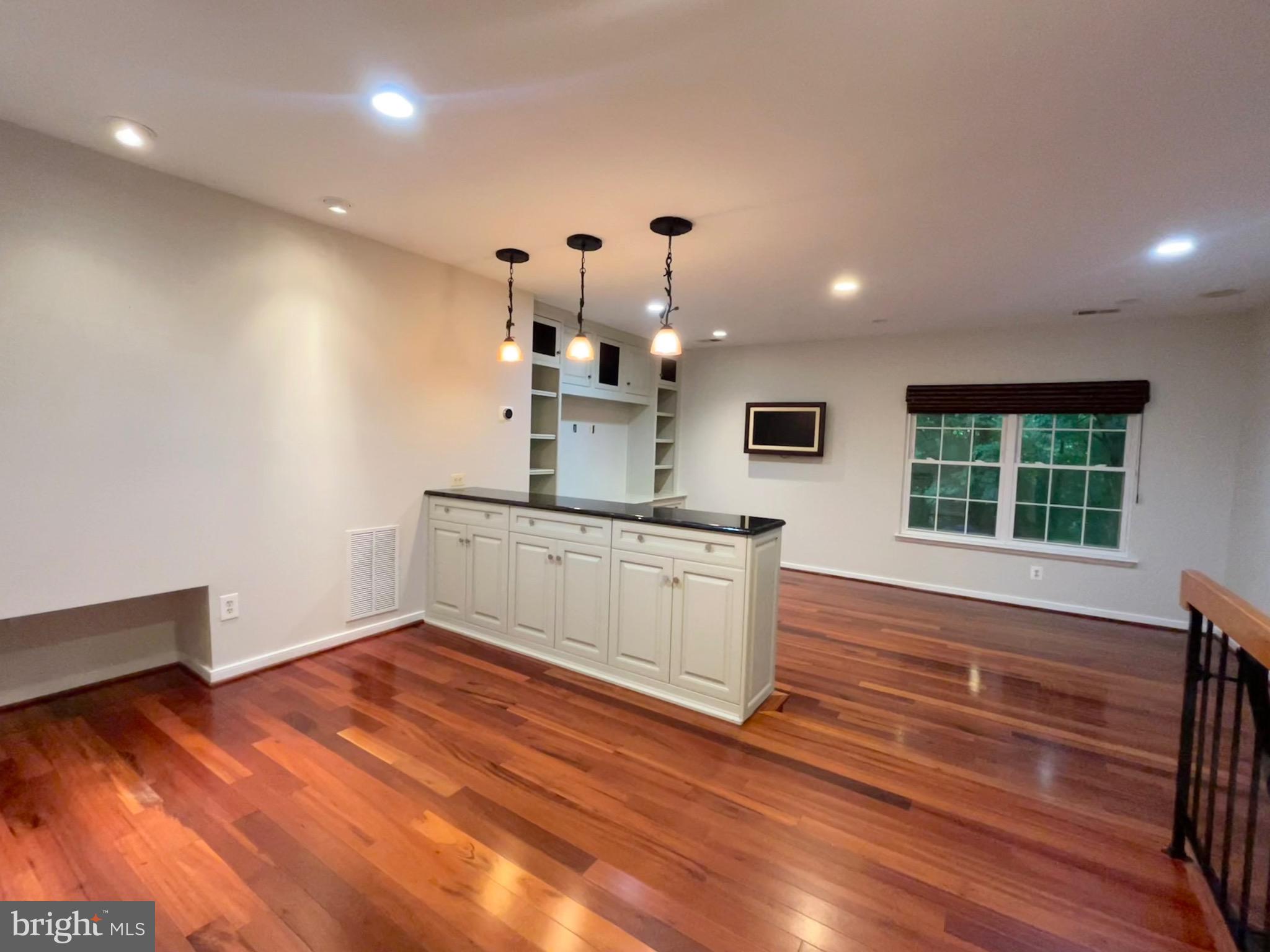 OAKWOOD COMMONS AT BURKE - Residential Lease