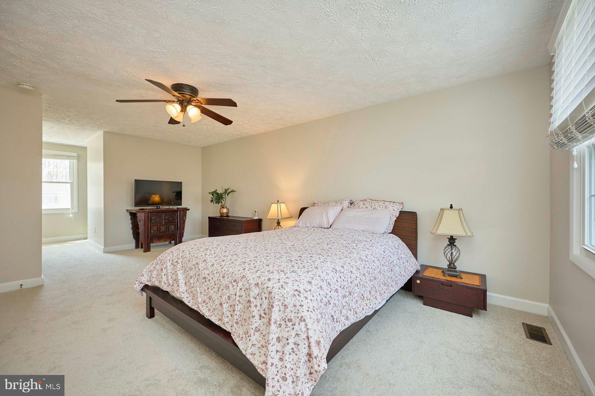 BONNIEMILL ACRES - Residential