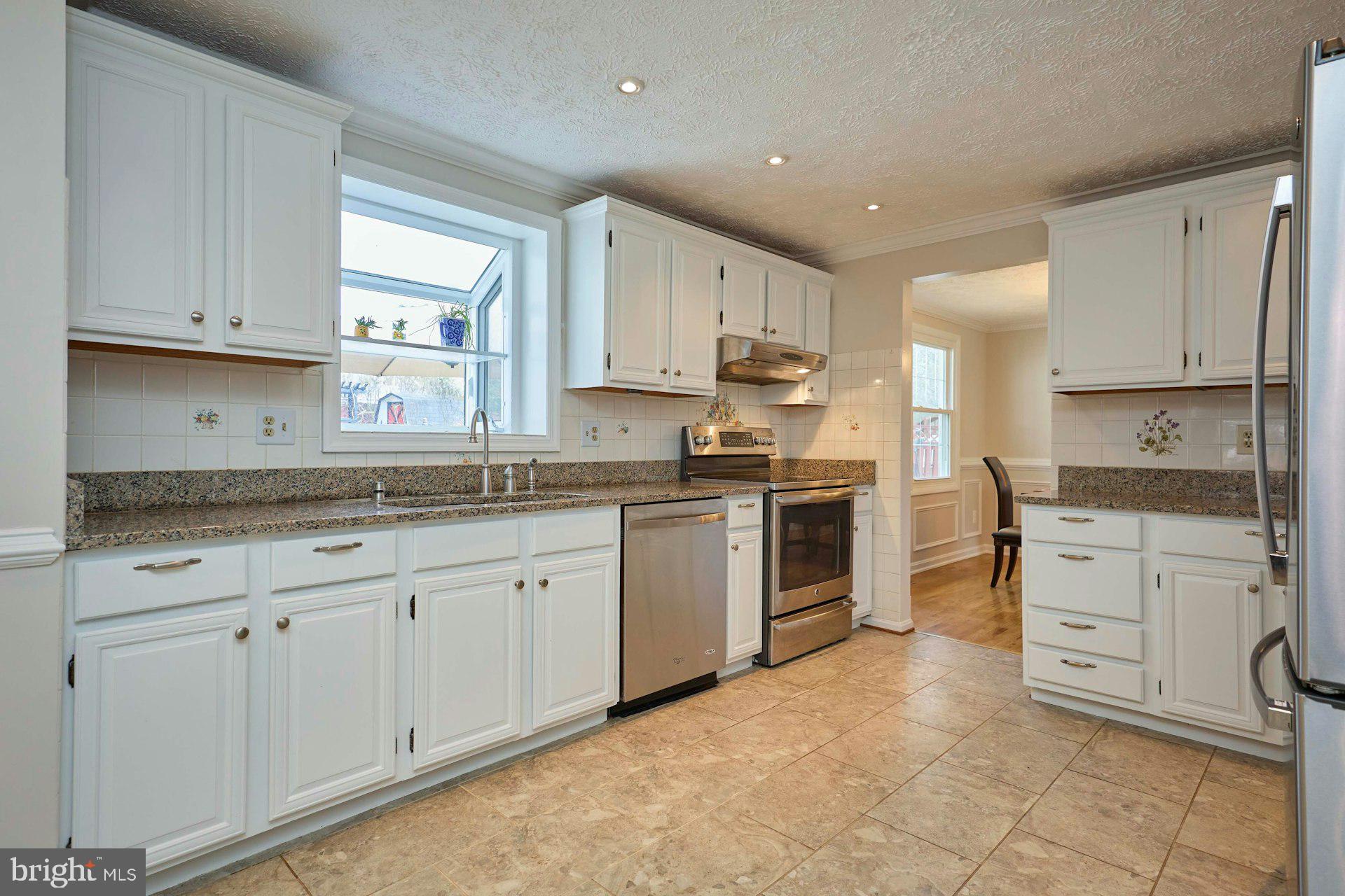 BONNIEMILL ACRES - Residential