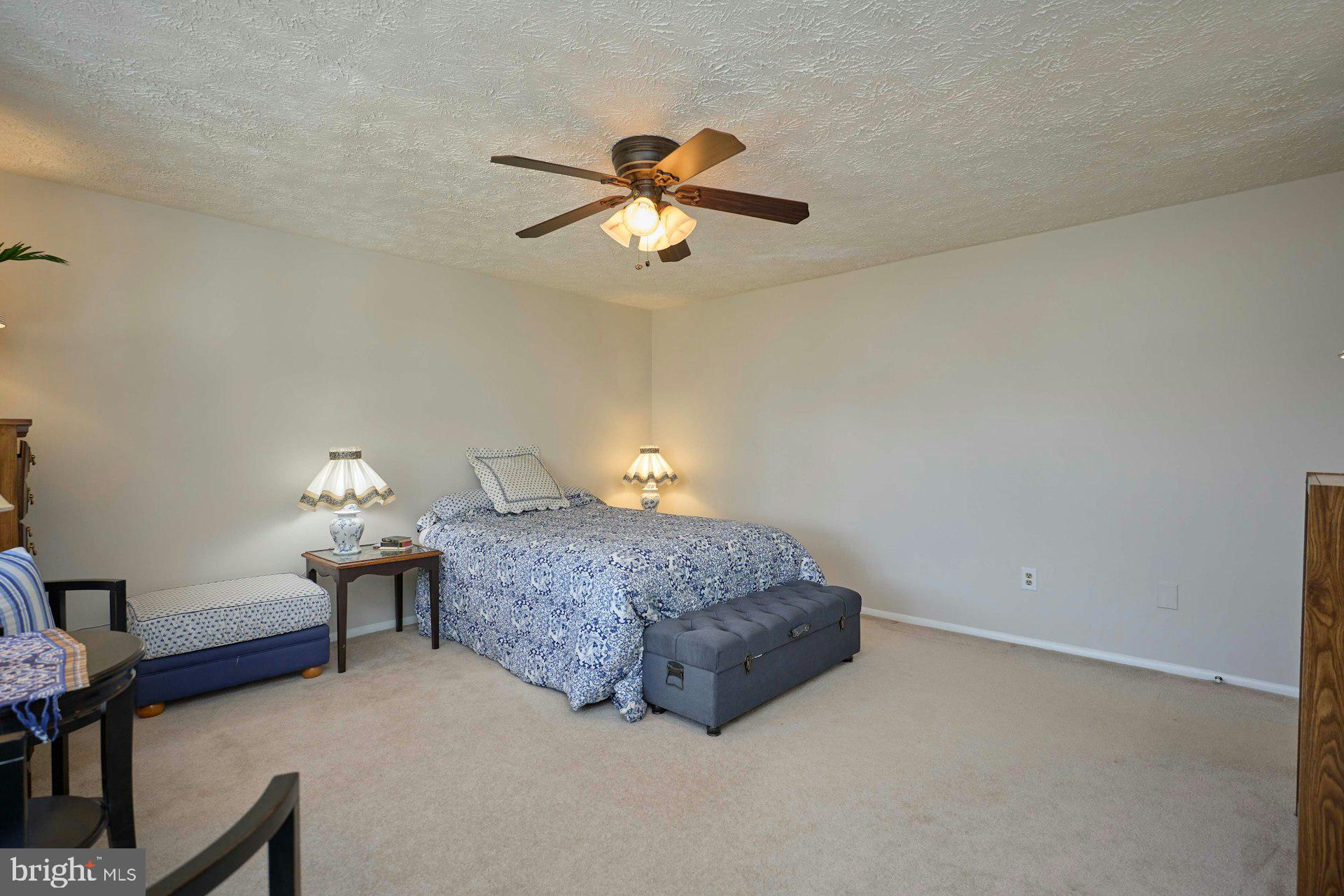 BONNIEMILL ACRES - Residential