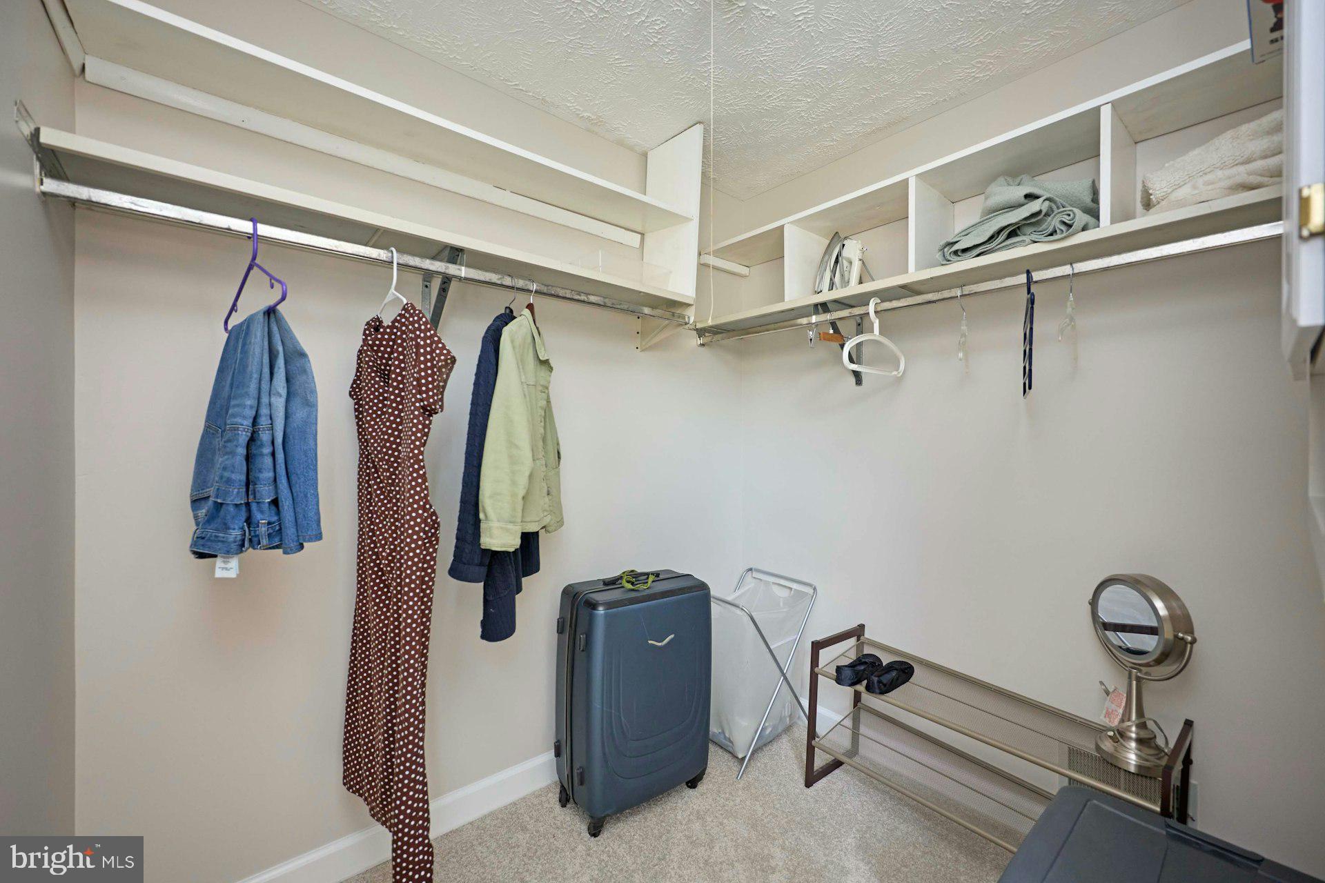 BONNIEMILL ACRES - Residential