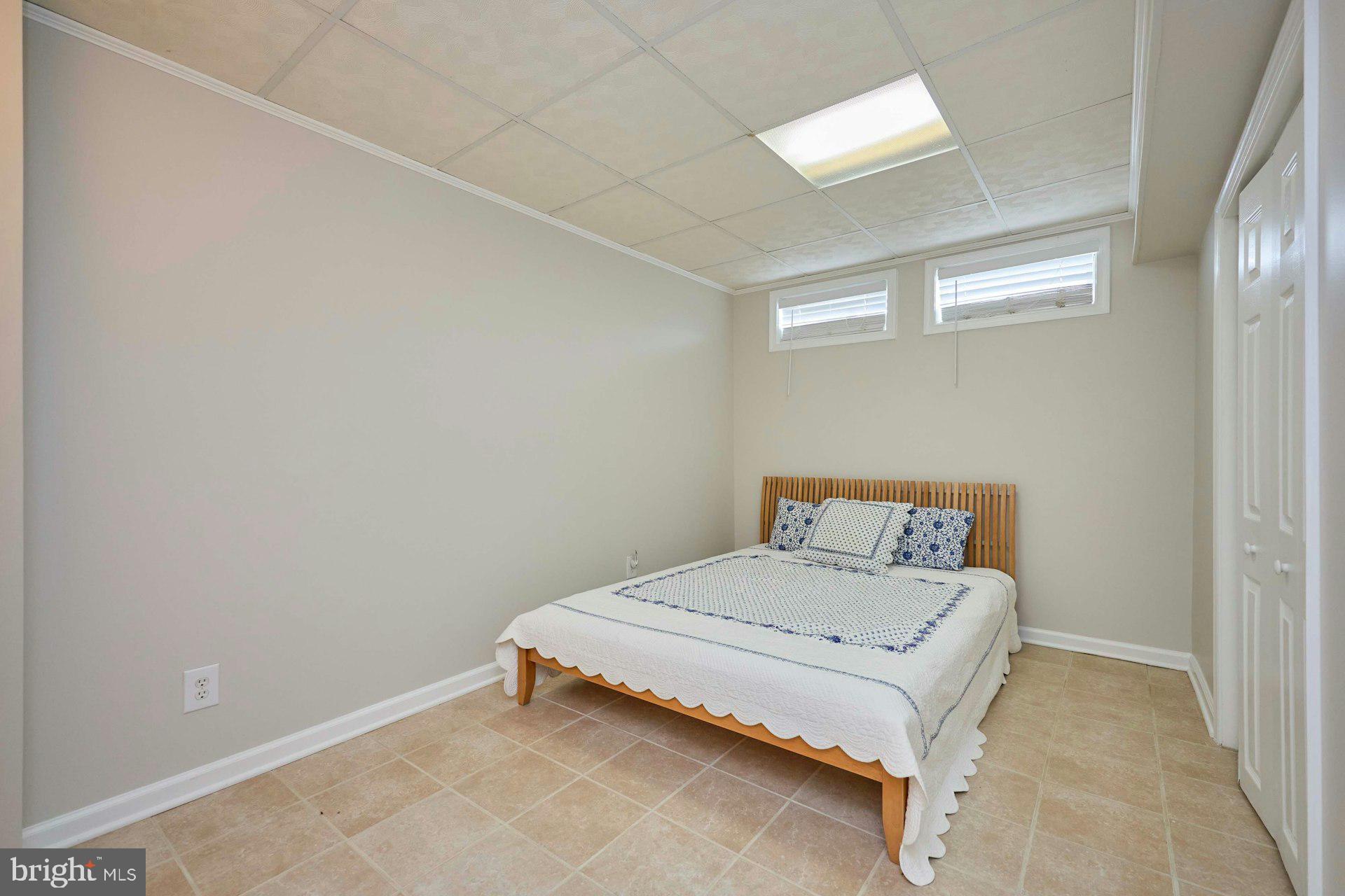 BONNIEMILL ACRES - Residential