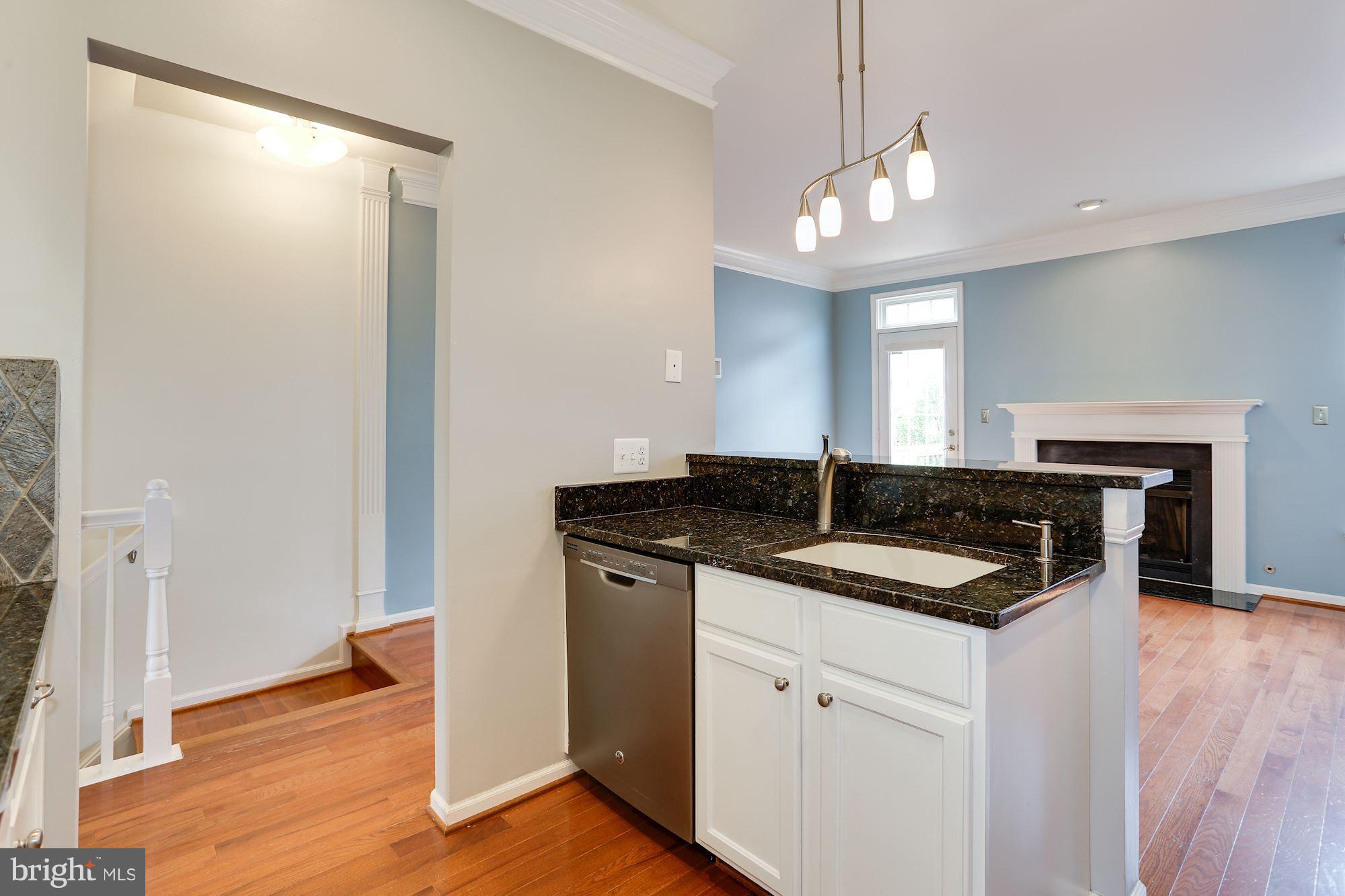 KINGSTOWNE - Residential