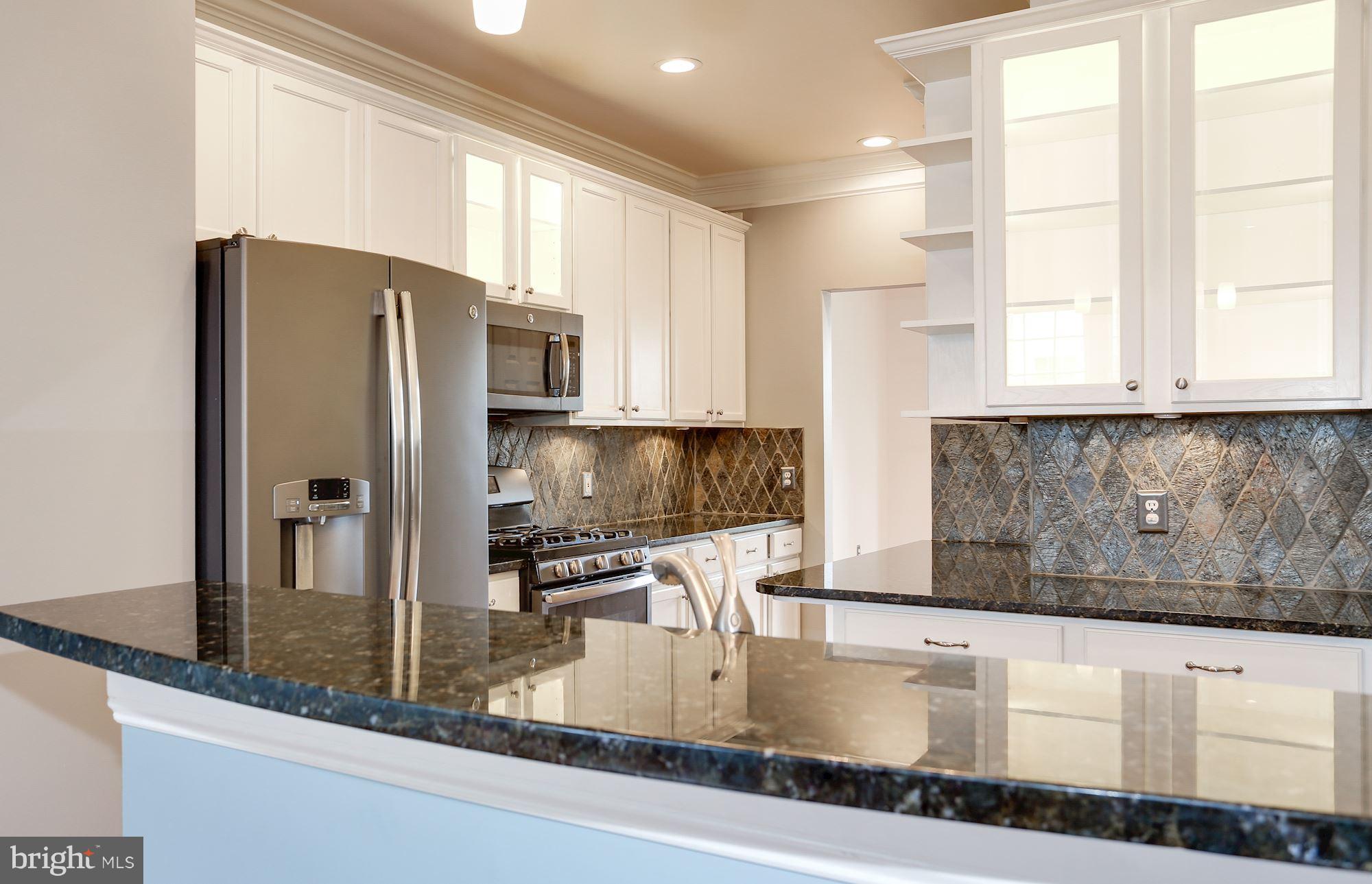 KINGSTOWNE - Residential