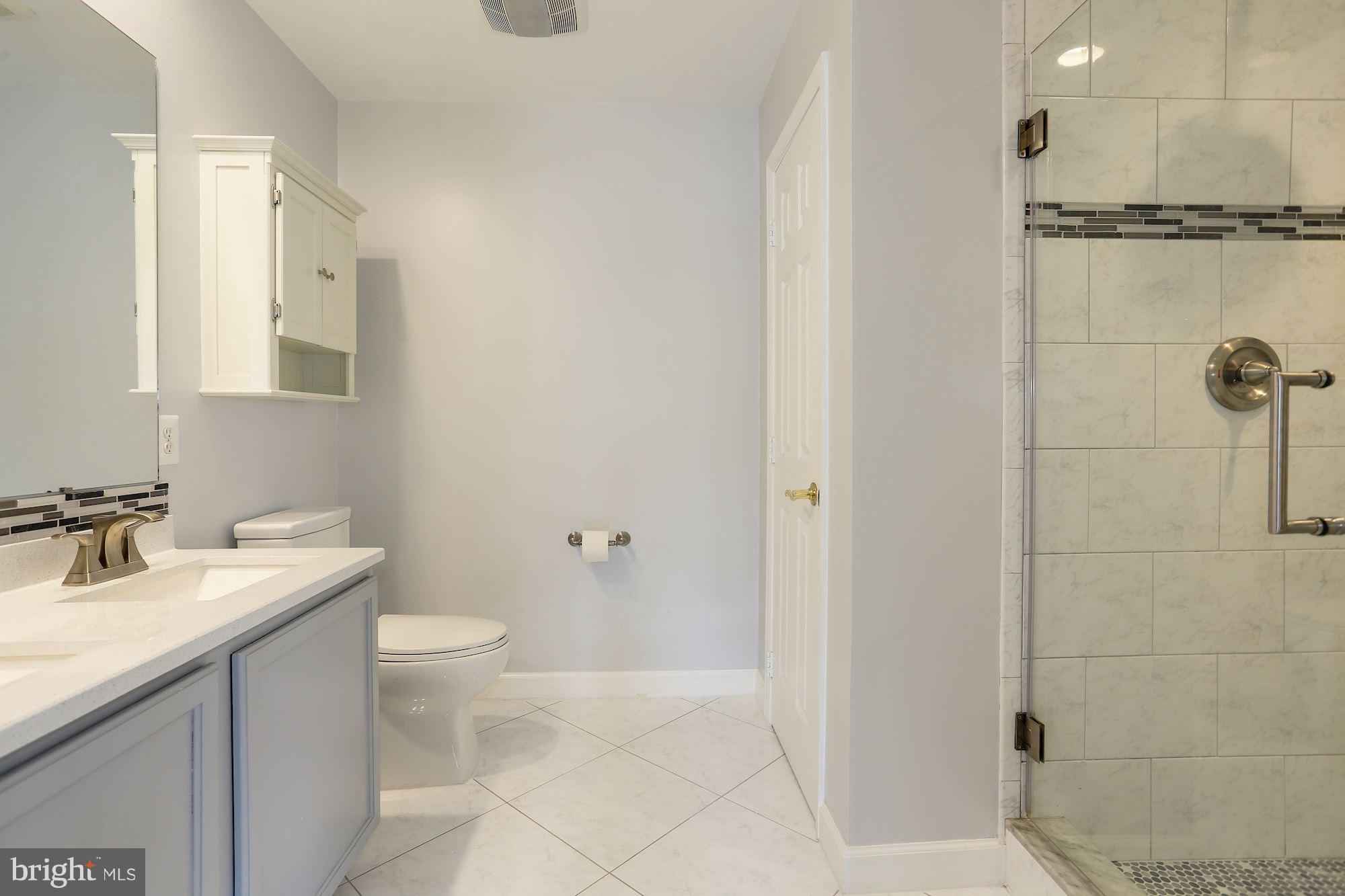 KINGSTOWNE - Residential