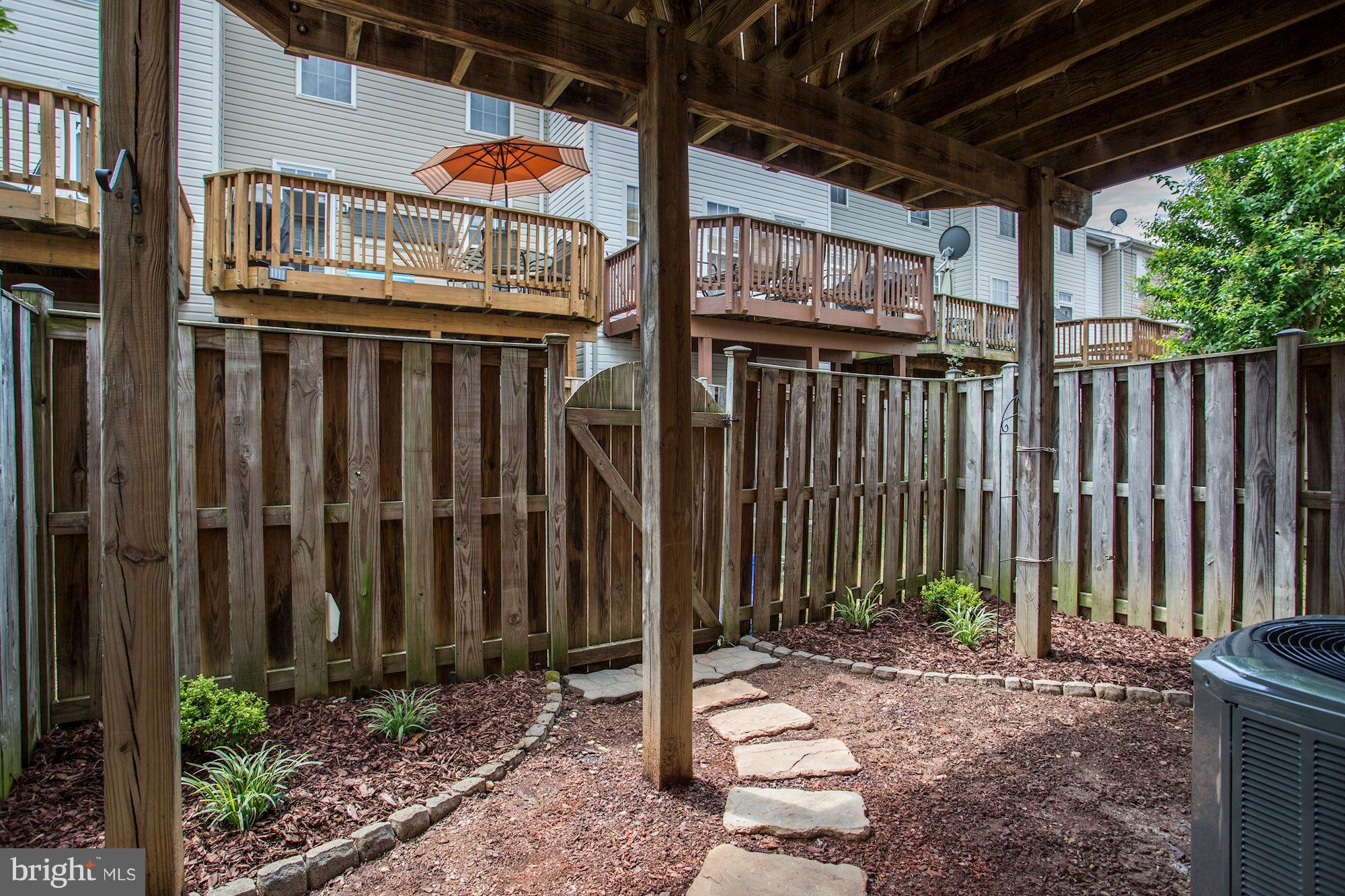 KINGSTOWNE - Residential