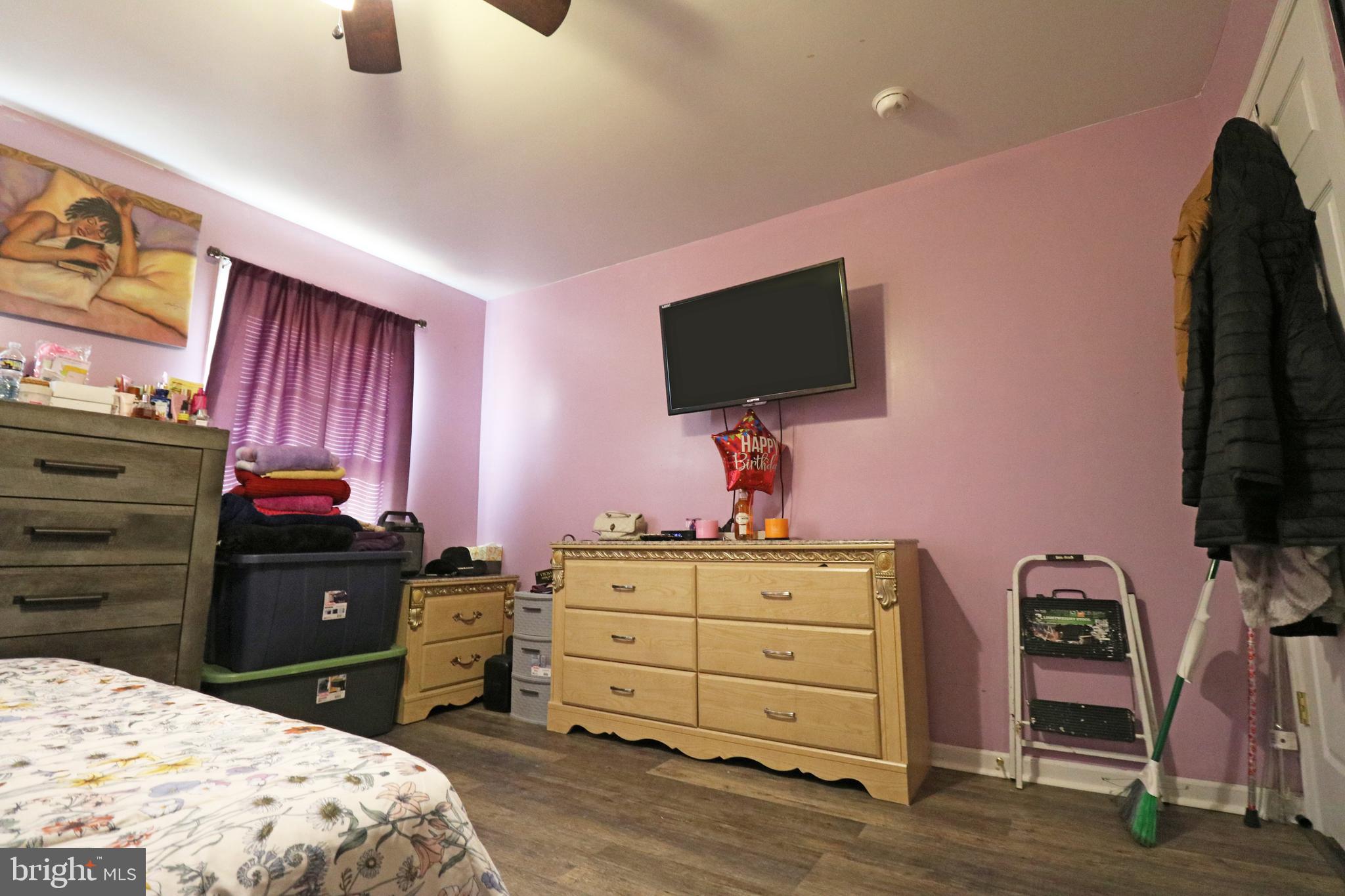 SUN VILLAGE - Residential