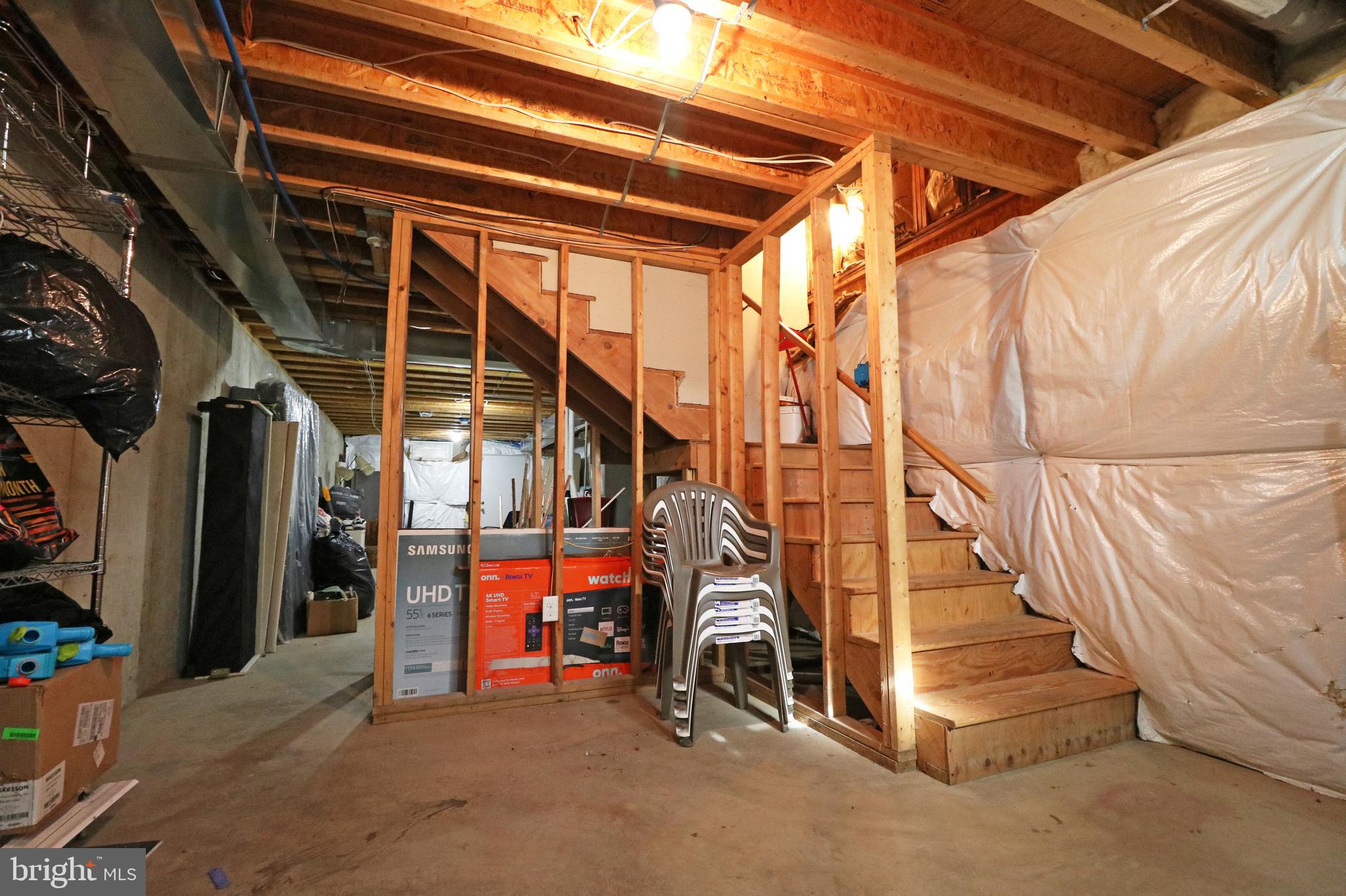 SUN VILLAGE - Residential