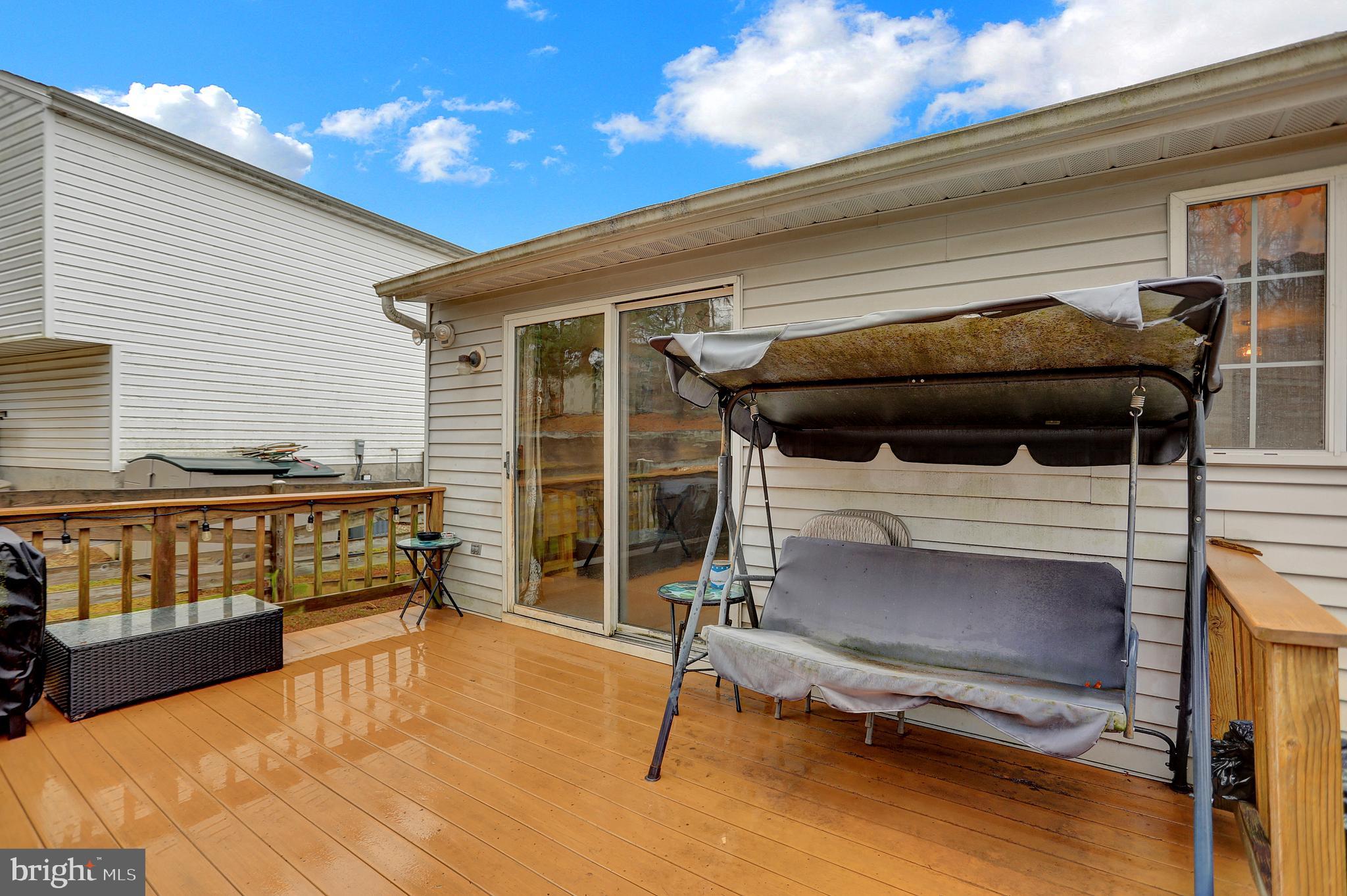 GOLDEN TREE - Residential