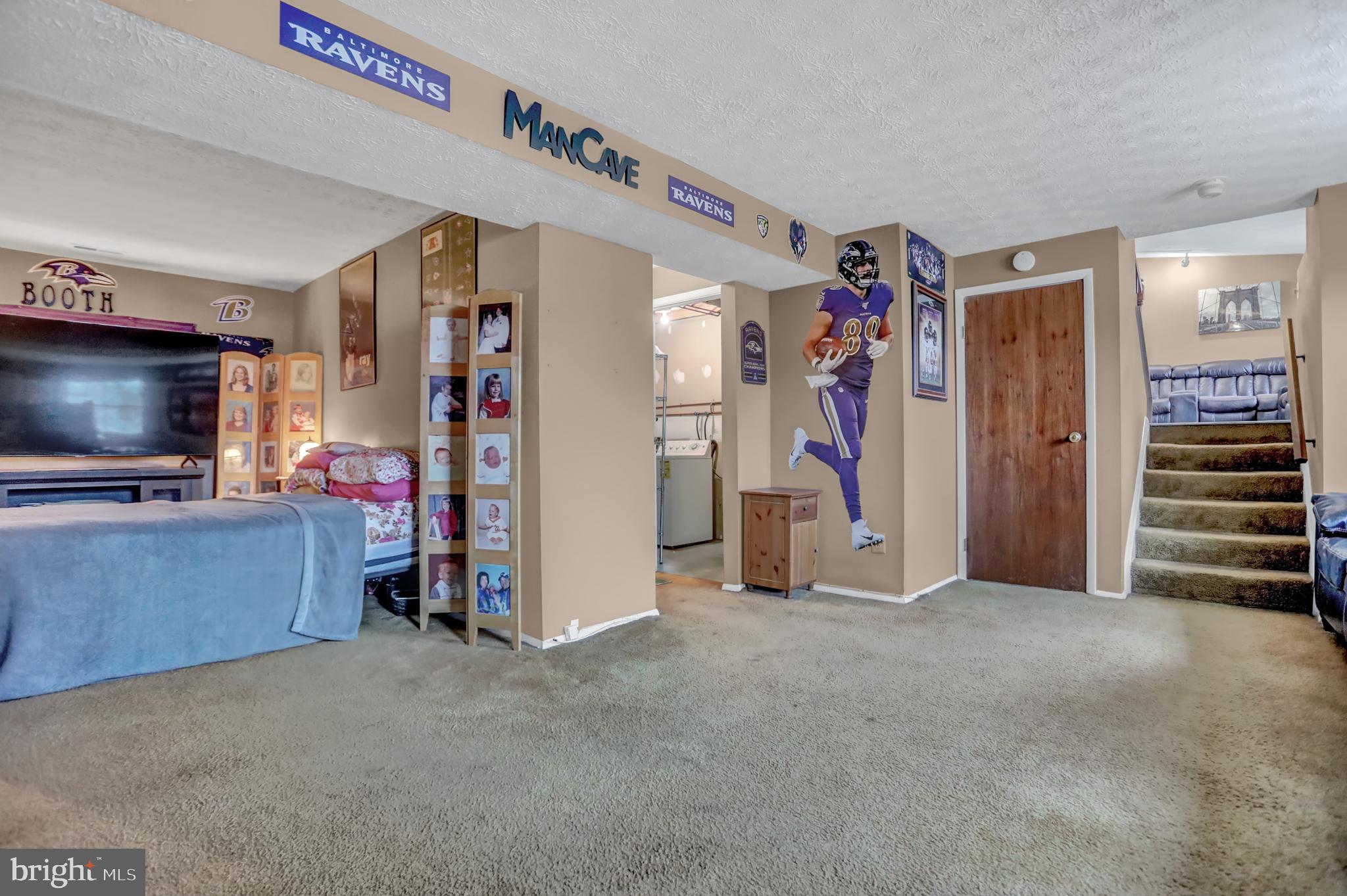 GOLDEN TREE - Residential