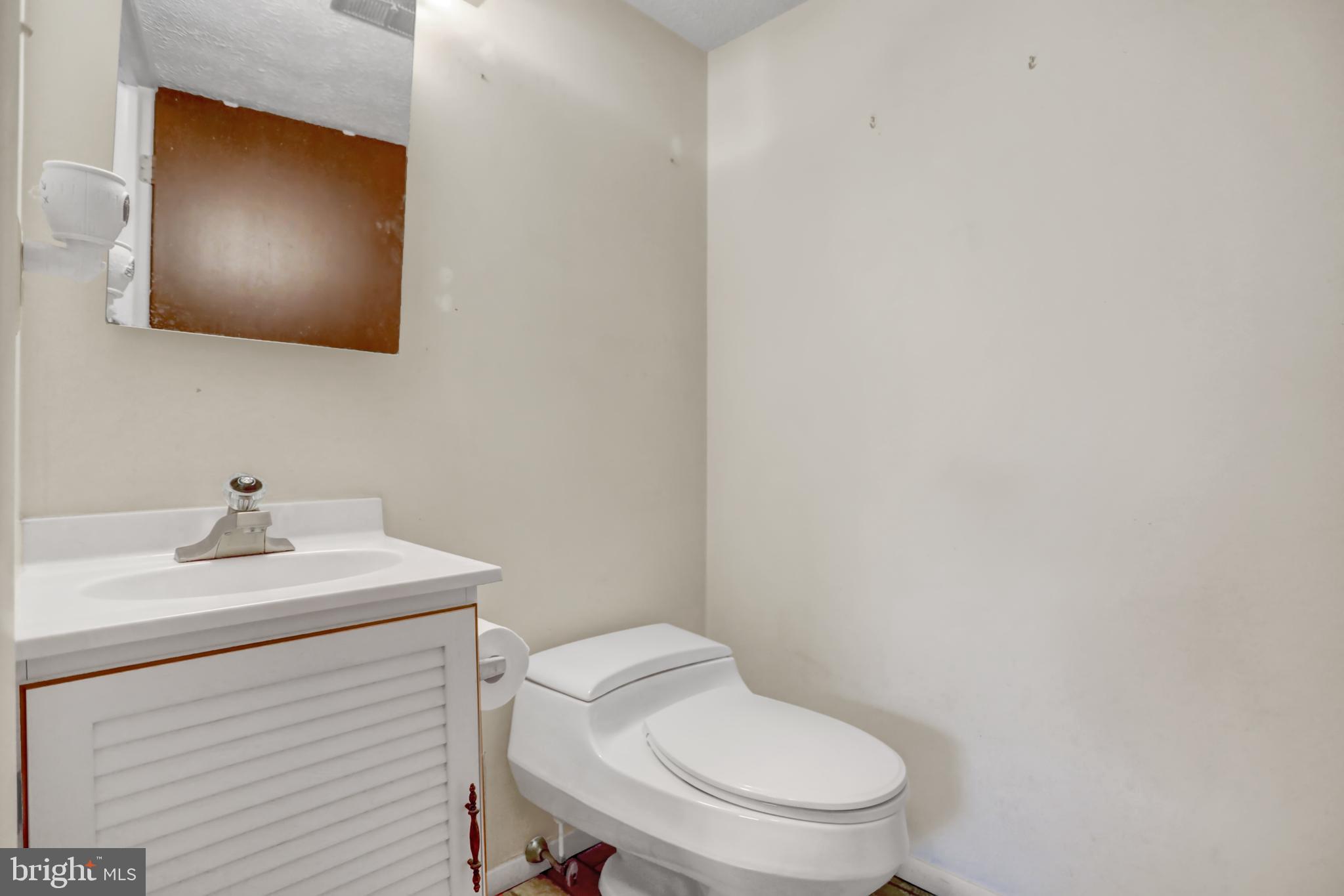 GOLDEN TREE - Residential