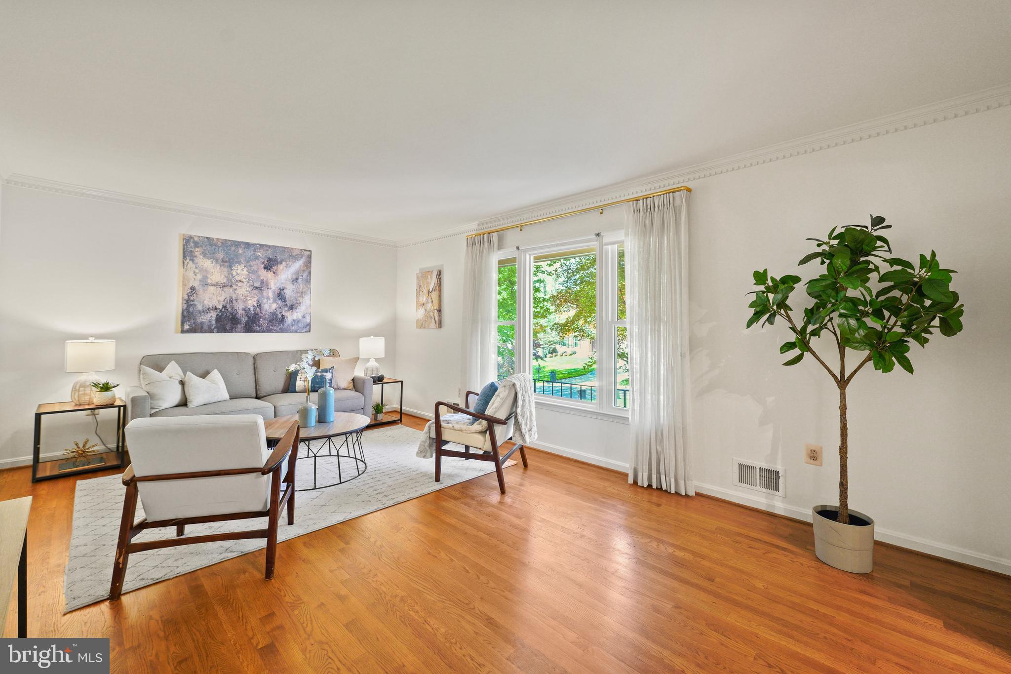 OAK SPRINGS - Residential