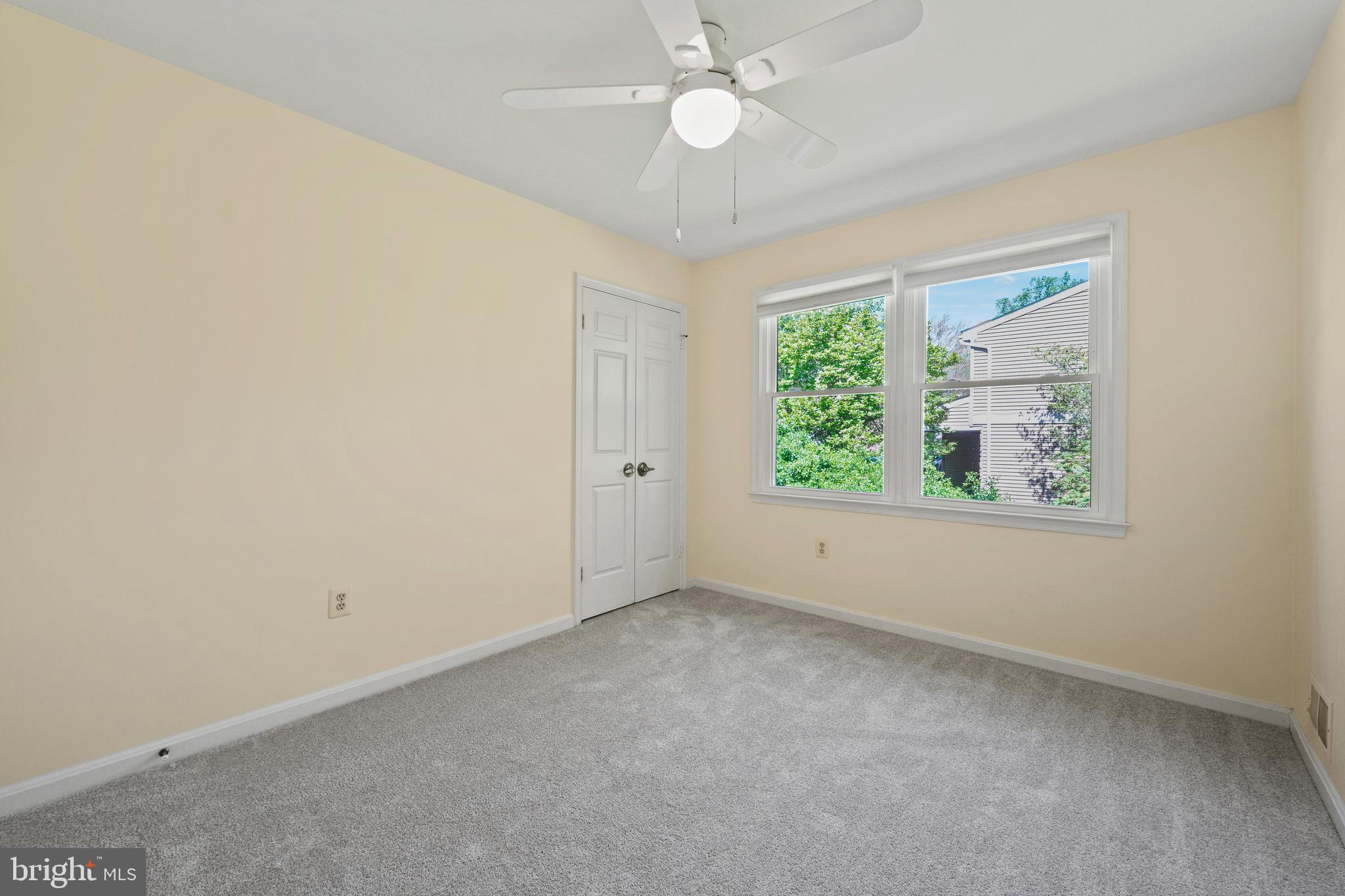 OAK SPRINGS - Residential