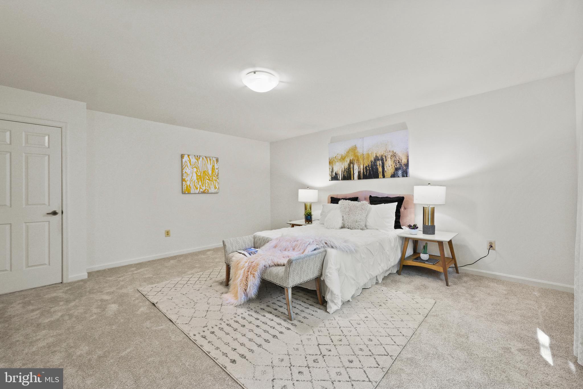 OAK SPRINGS - Residential