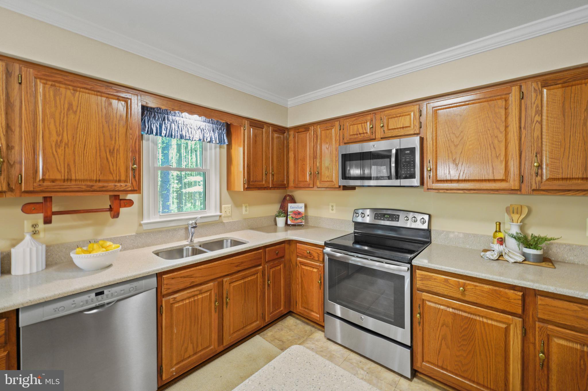 OAK SPRINGS - Residential