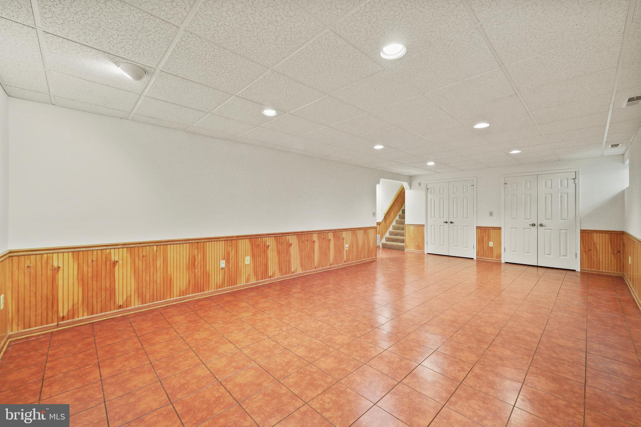 OAK SPRINGS - Residential