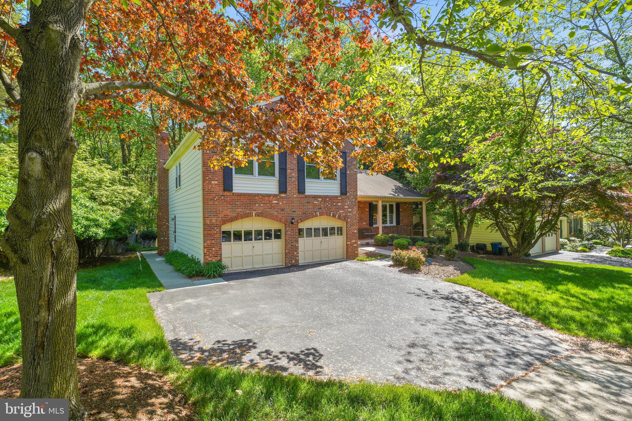 OAK SPRINGS - Residential