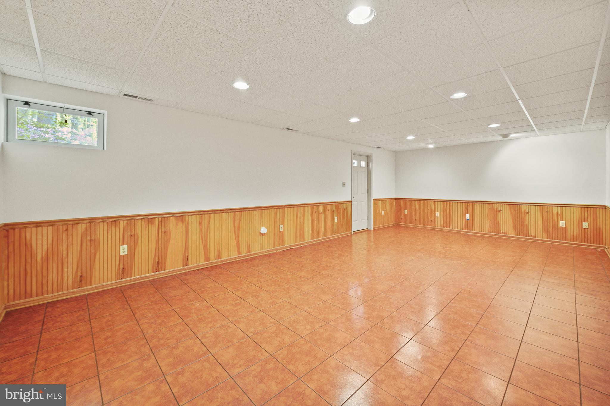 OAK SPRINGS - Residential