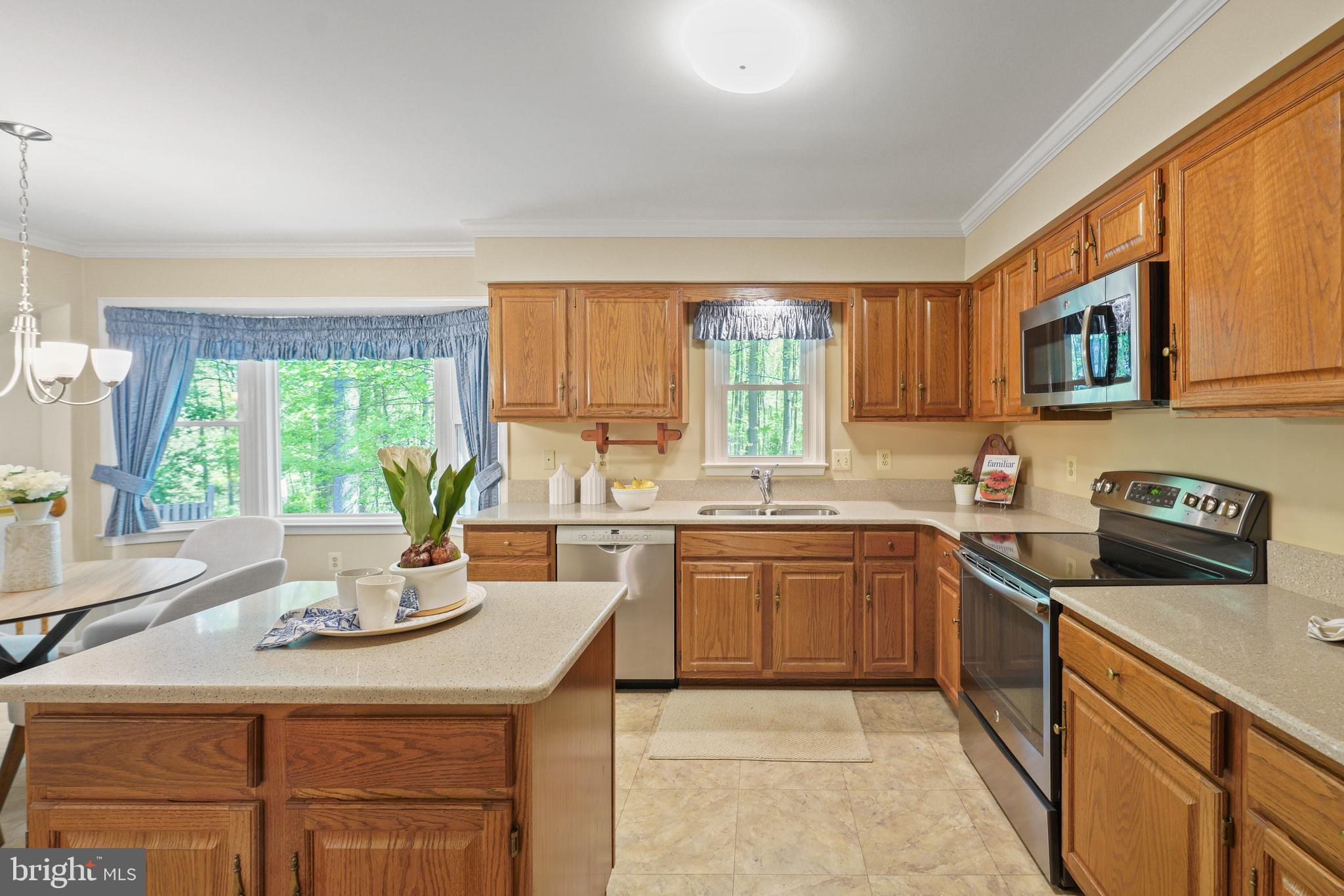 OAK SPRINGS - Residential