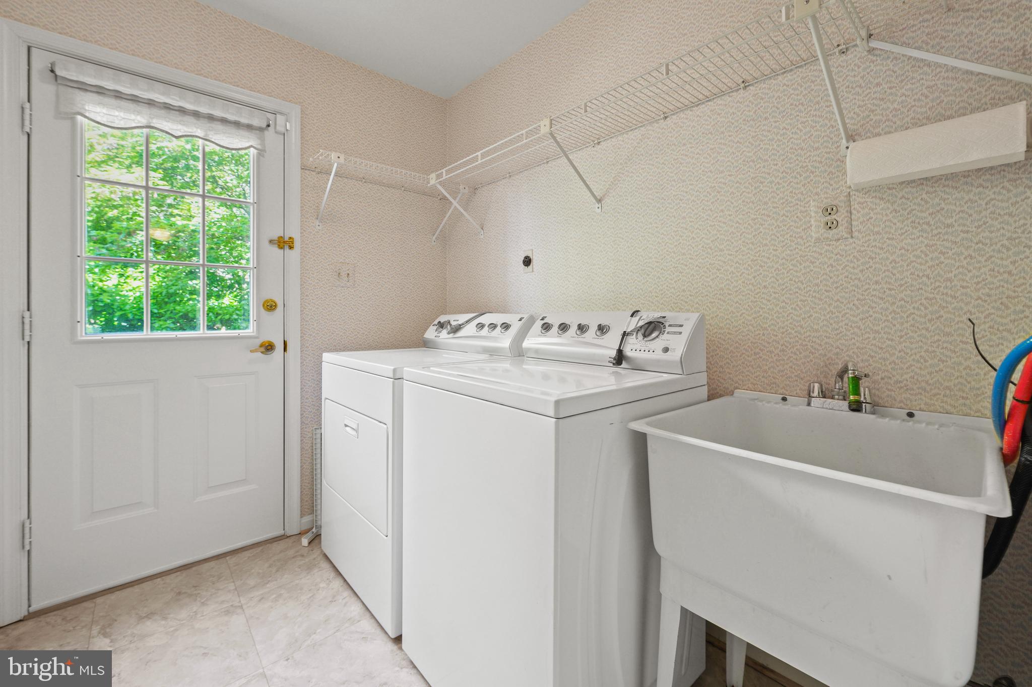 OAK SPRINGS - Residential