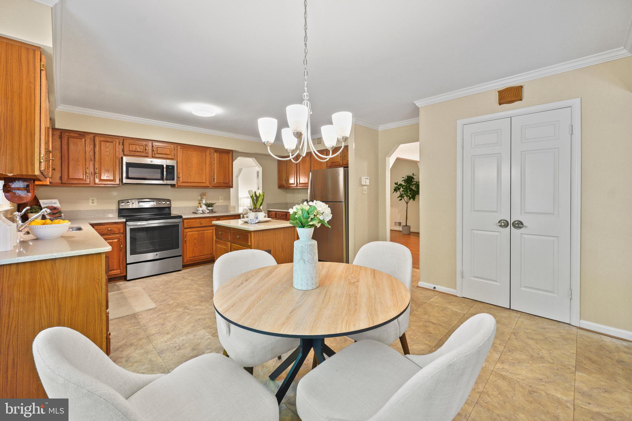 OAK SPRINGS - Residential