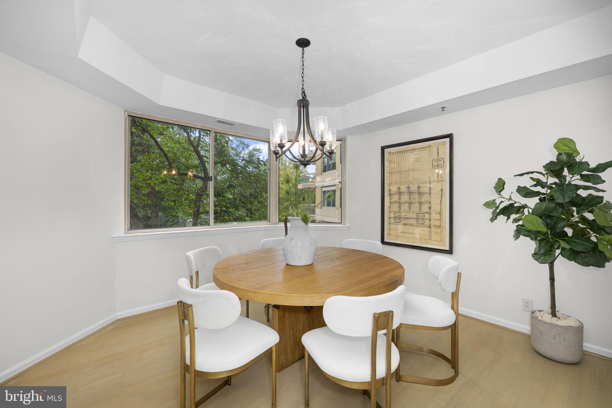 SOMERSET HOUSE - Residential